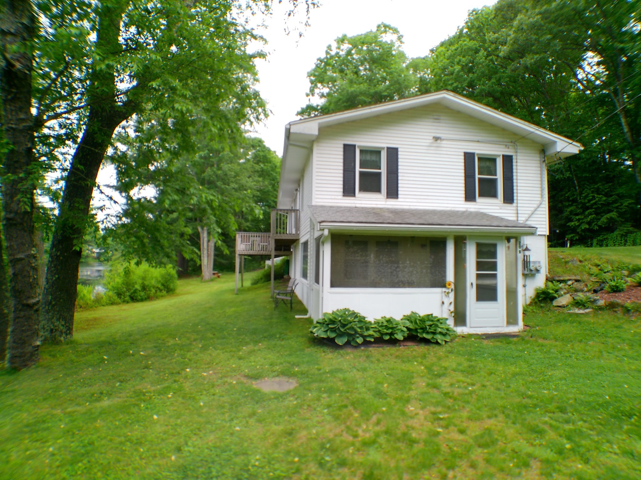 20 Forest St Property Photo 3