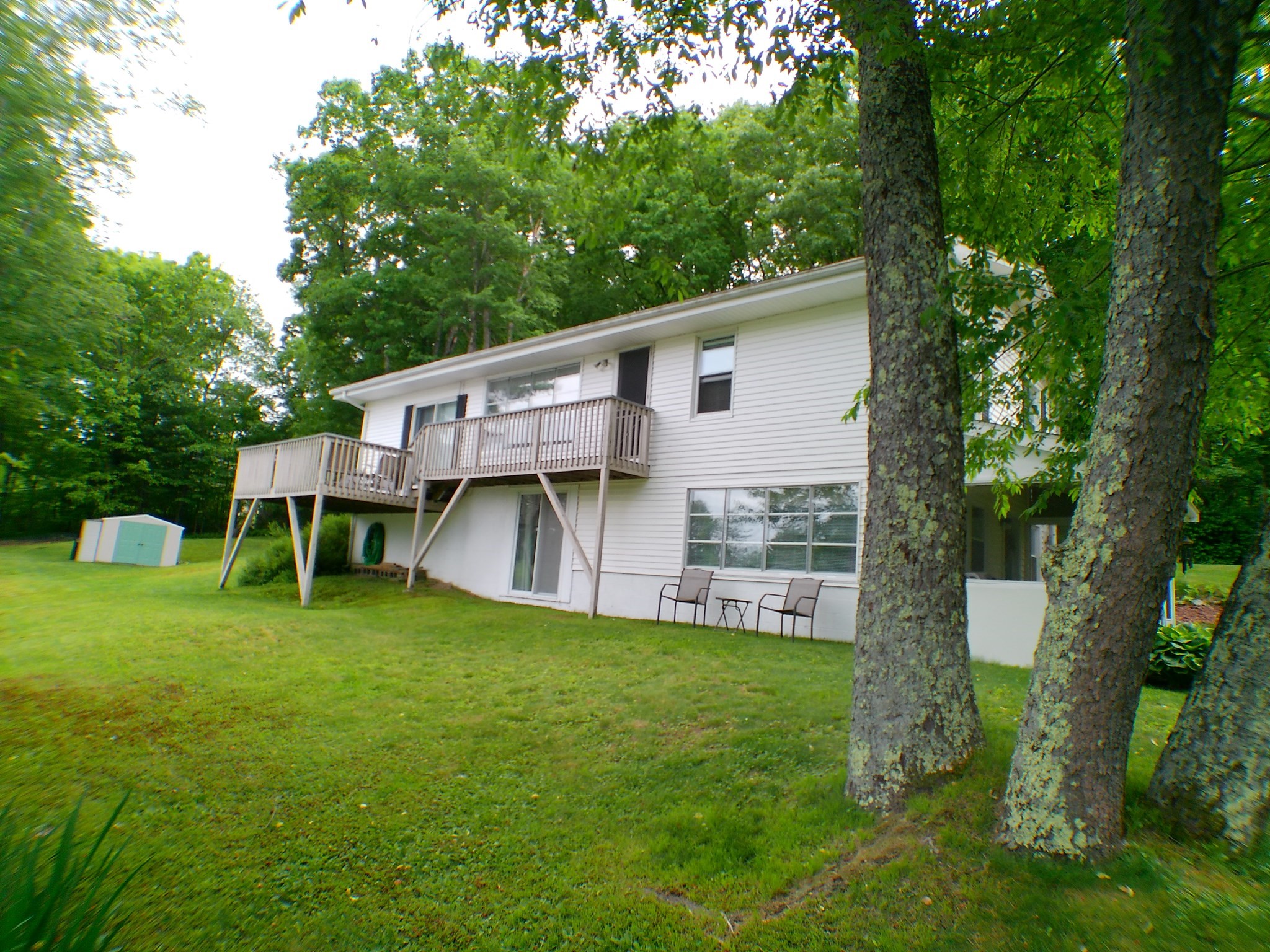 20 Forest St Property Photo 4
