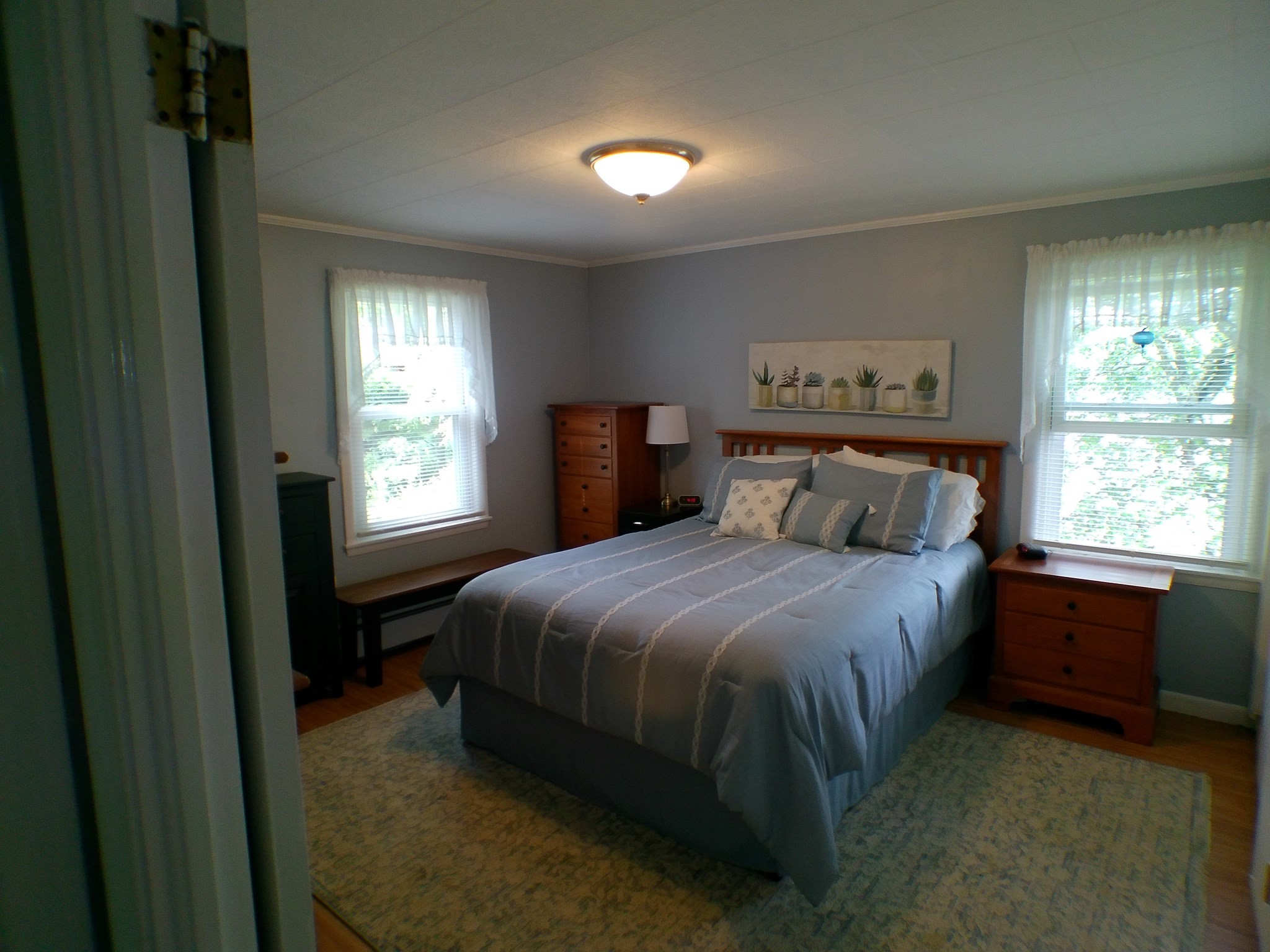 20 Forest St Property Photo 12