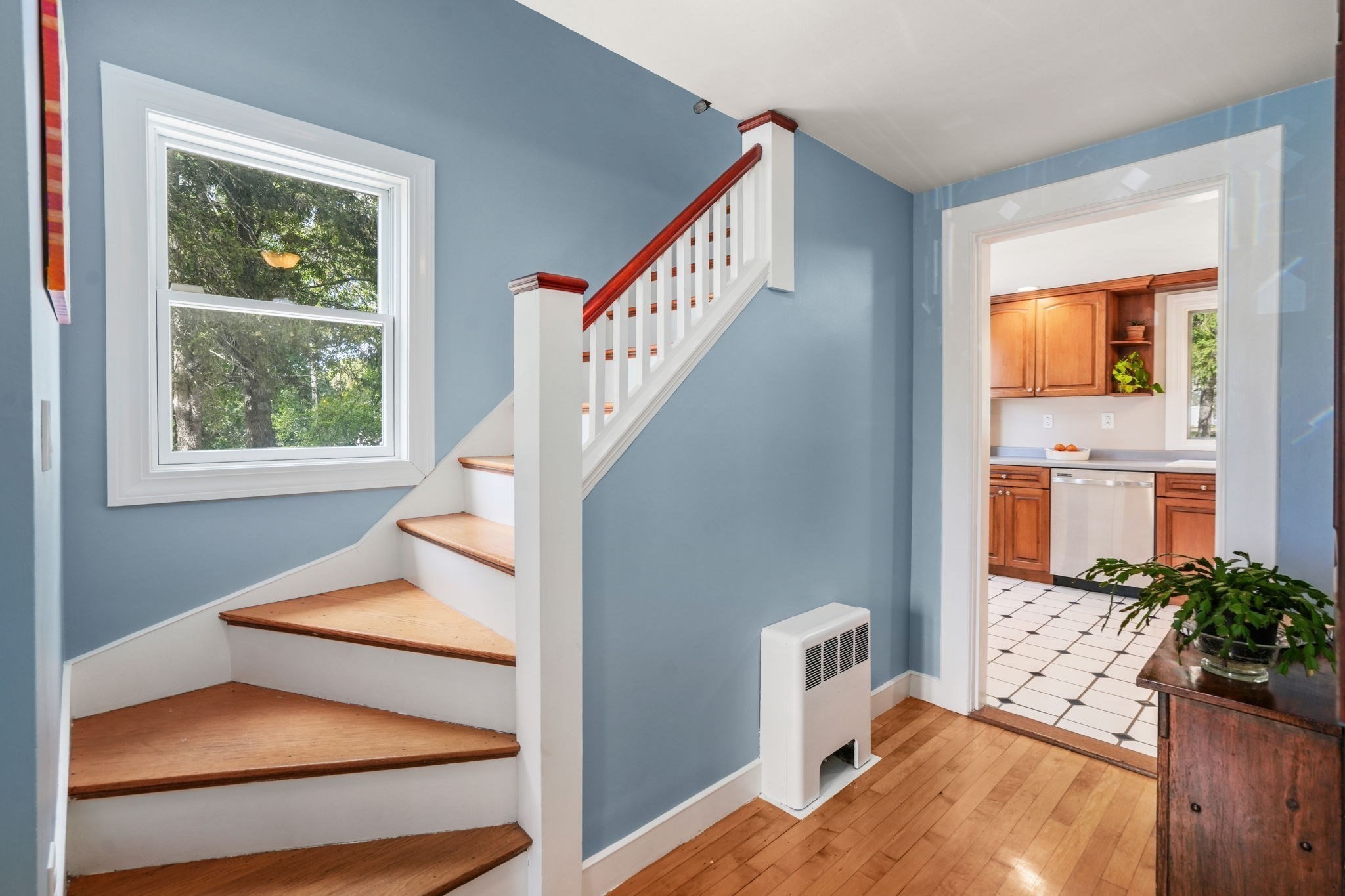 452 Chestnut St Property Photo 5