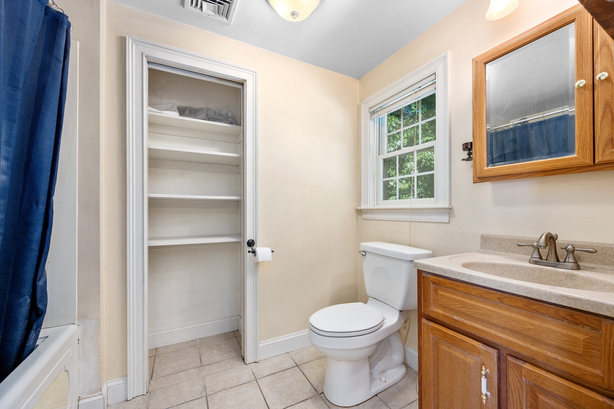 53 Main Ave Property Photo 33