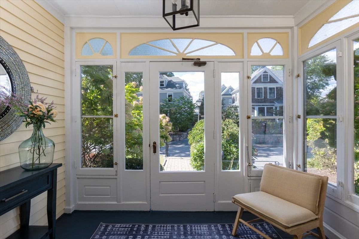 16 Abbott Street Property Photo 4