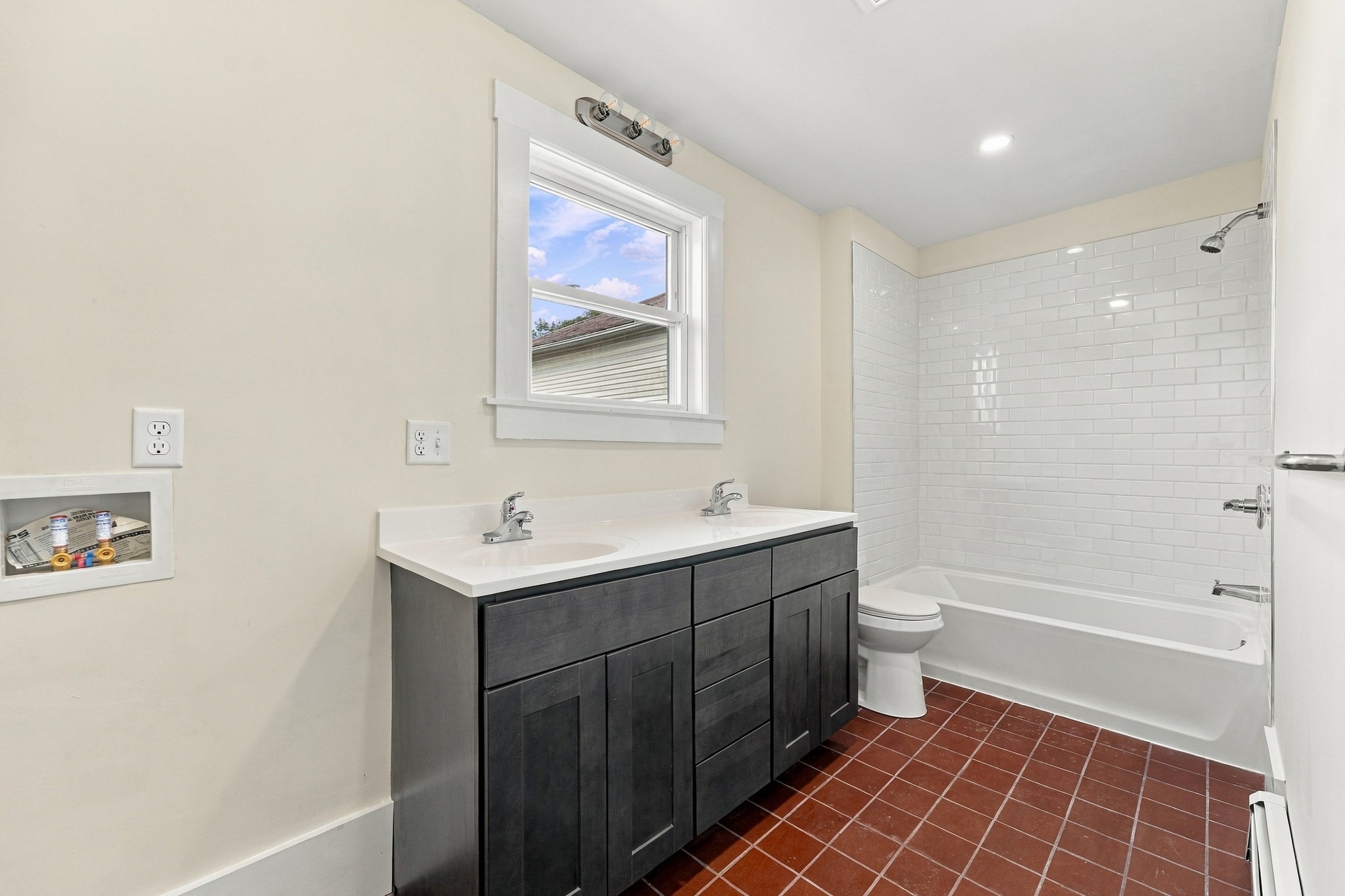 174 Hamilton St Property Photo 38