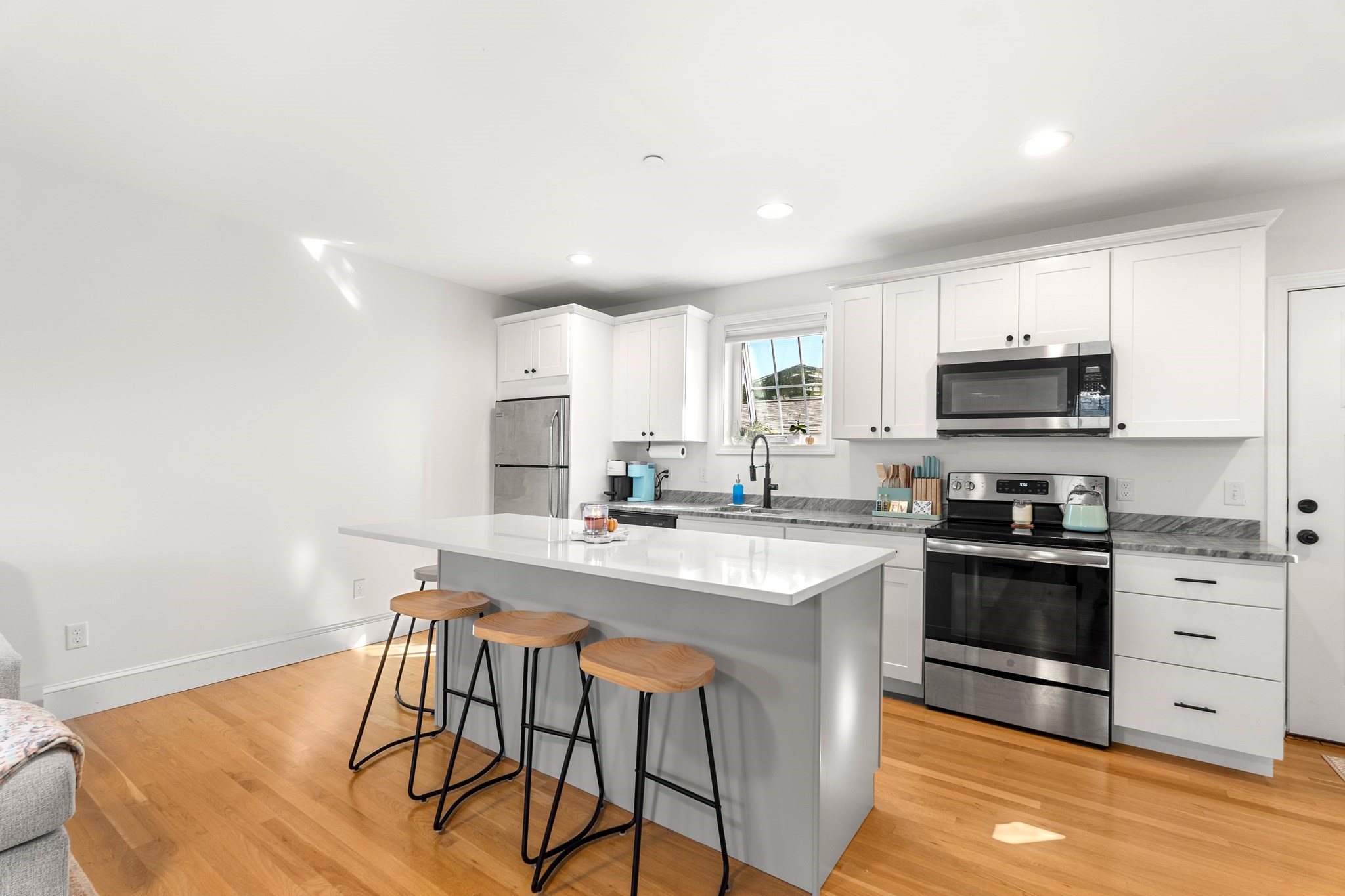 224 Court Street # 3 Property Photo 6