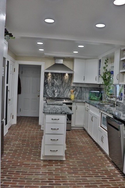 28 Cobb Ln Property Photo 14