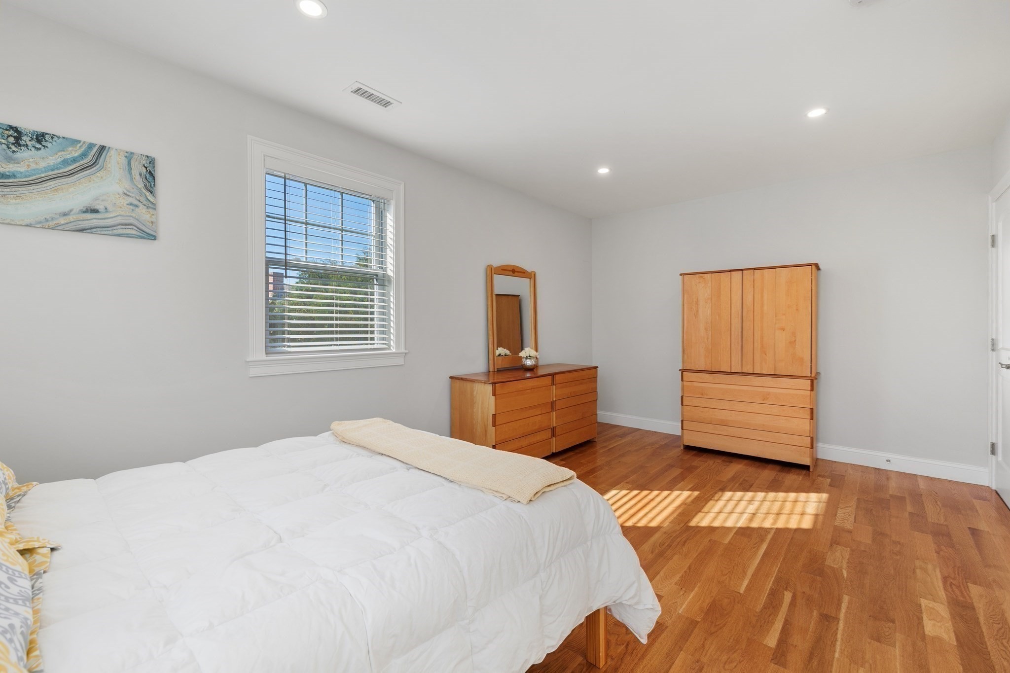 1260 Sea Street Property Photo 17