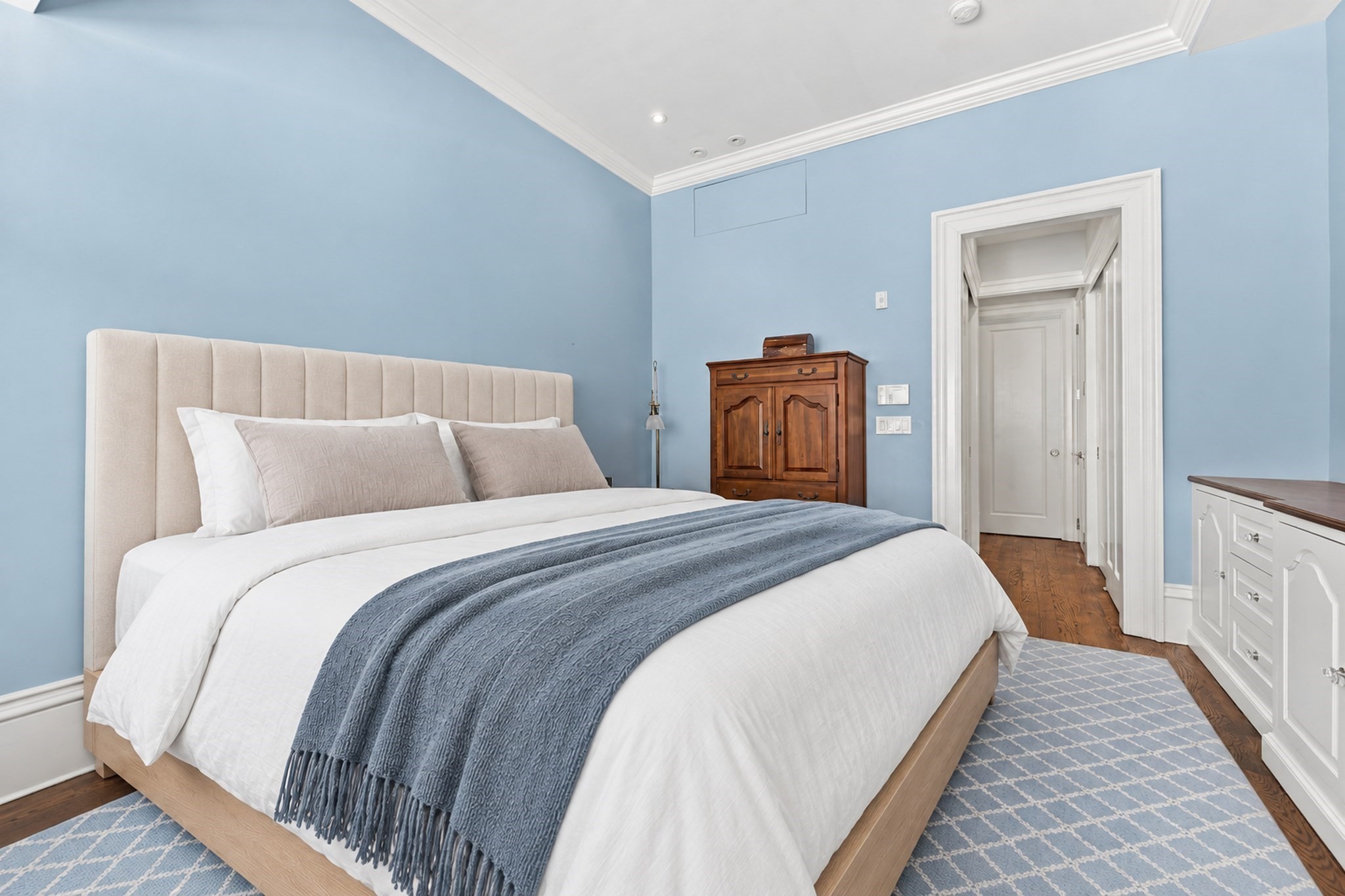 166 Marlborough St # 2 Property Photo 8