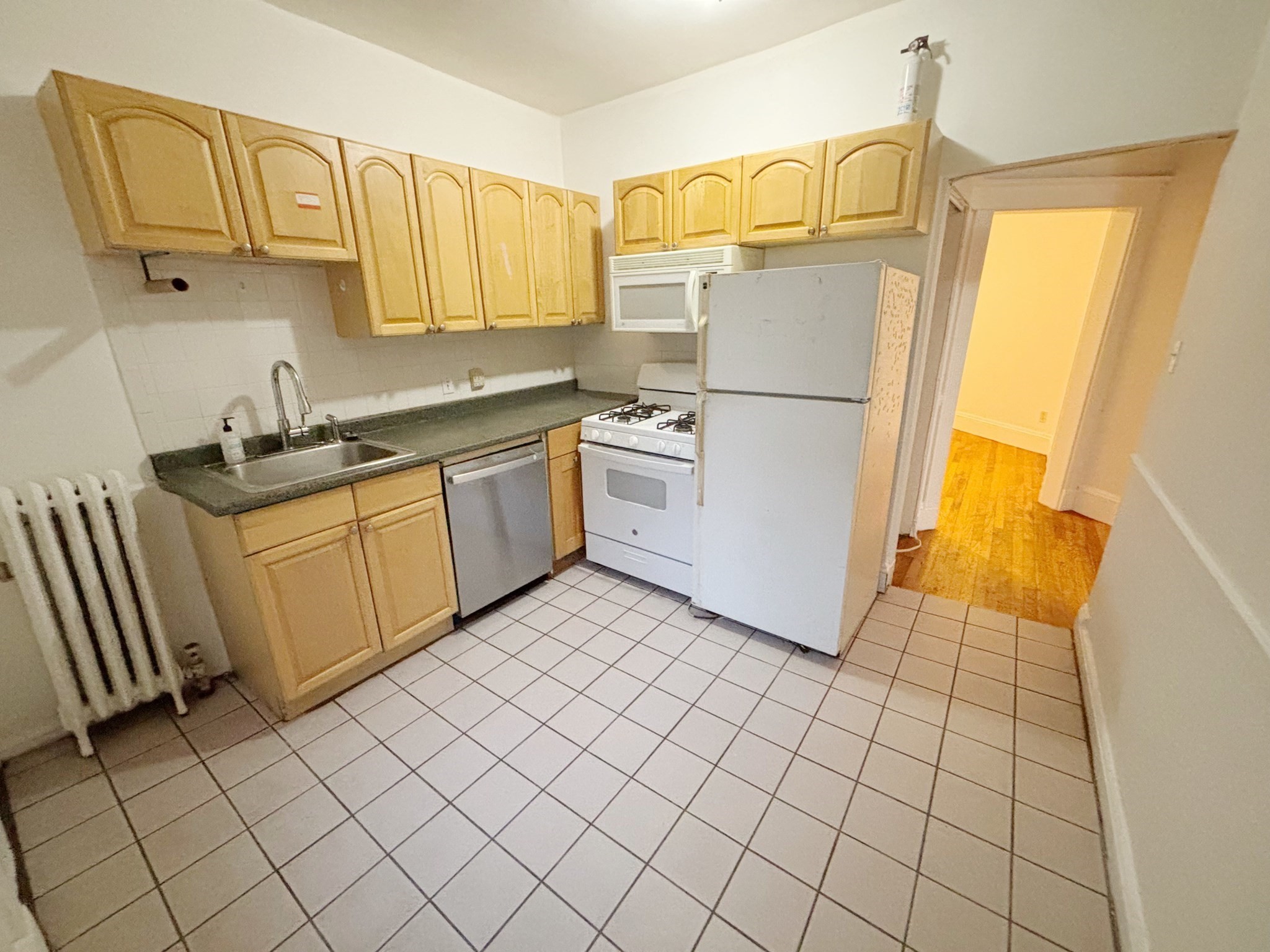 52 Cummings Rd Property Photo 3