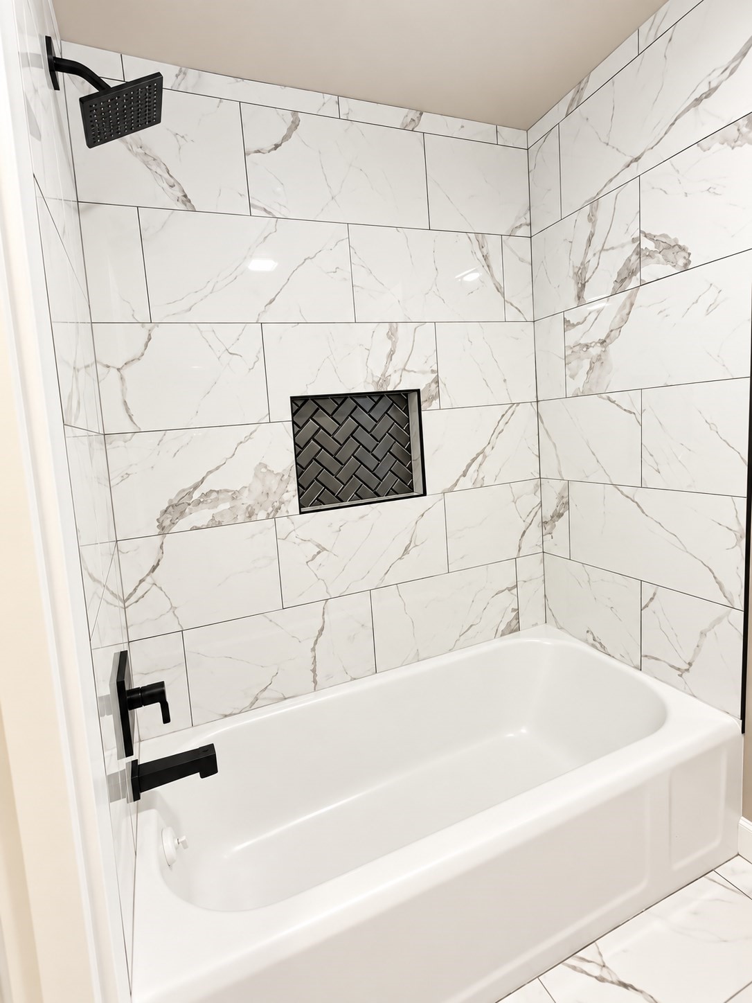17 Royal St Property Photo 7