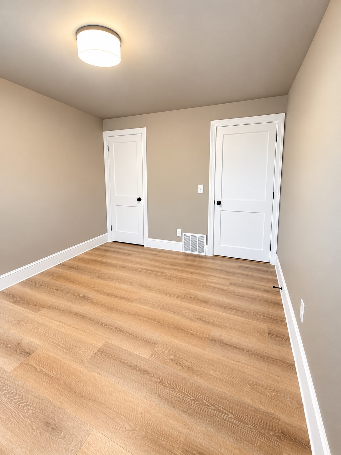 17 Royal St Property Photo 9