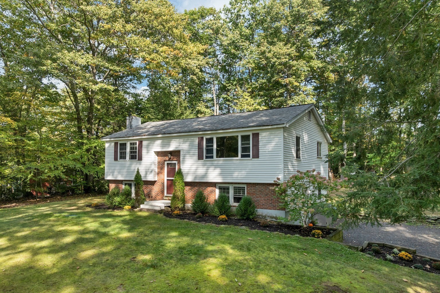 9 Epping Woods Road Property Photo 1