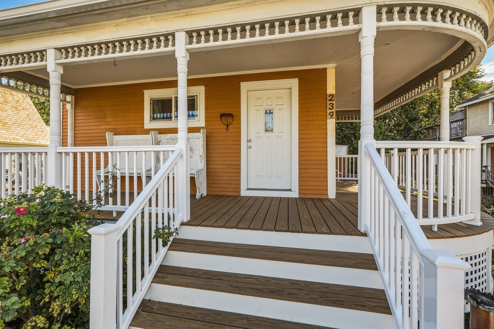 239 Bridge Street Property Photo 15