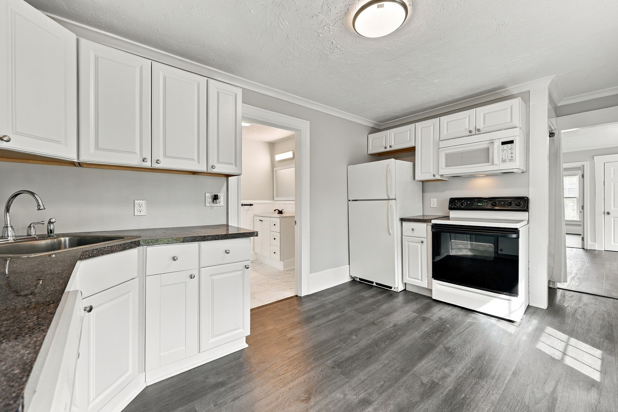 14 Central St # 2 Property Photo 6