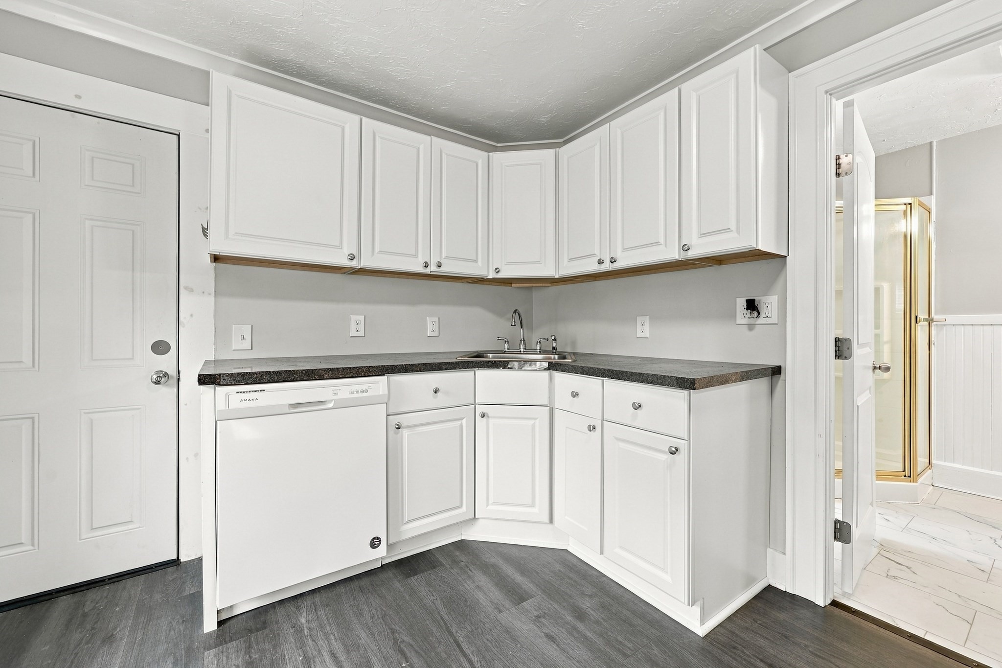 14 Central St # 2 Property Photo 11