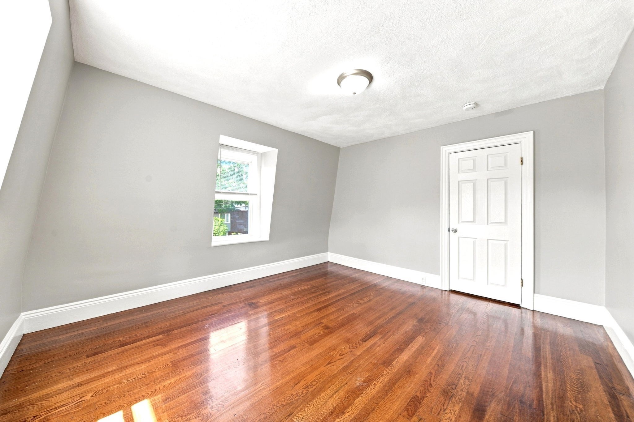 113 Pierce # 2 Property Photo 6