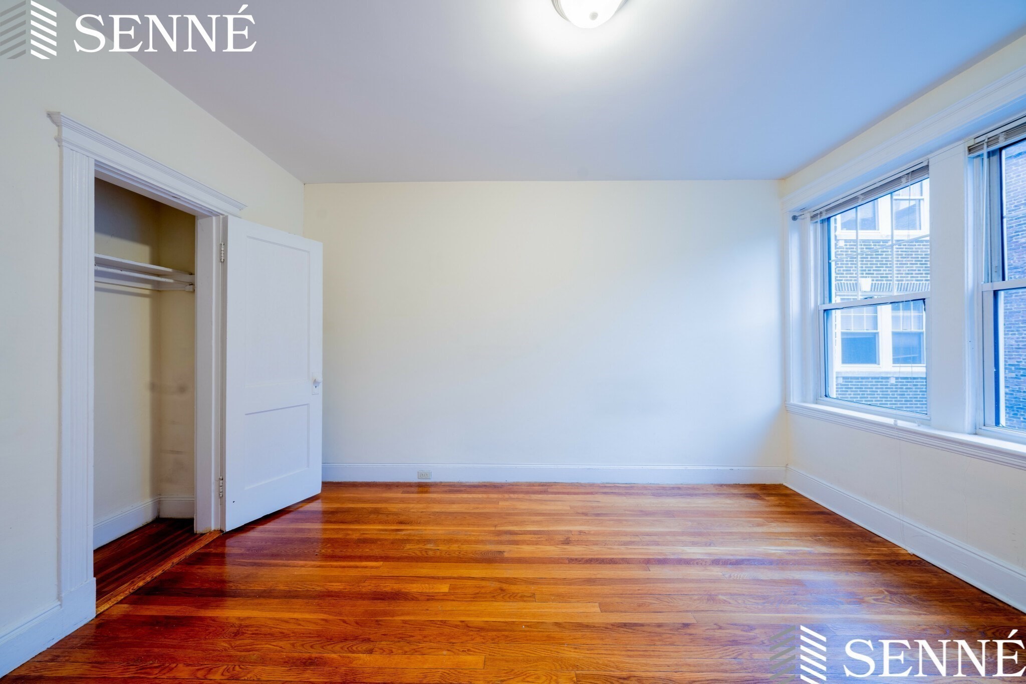 333 Harvard # 9 Property Photo 3