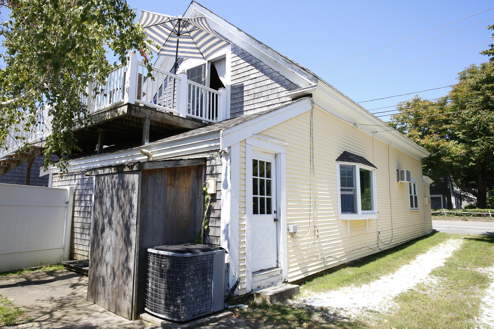 2653 Main St Property Photo 3