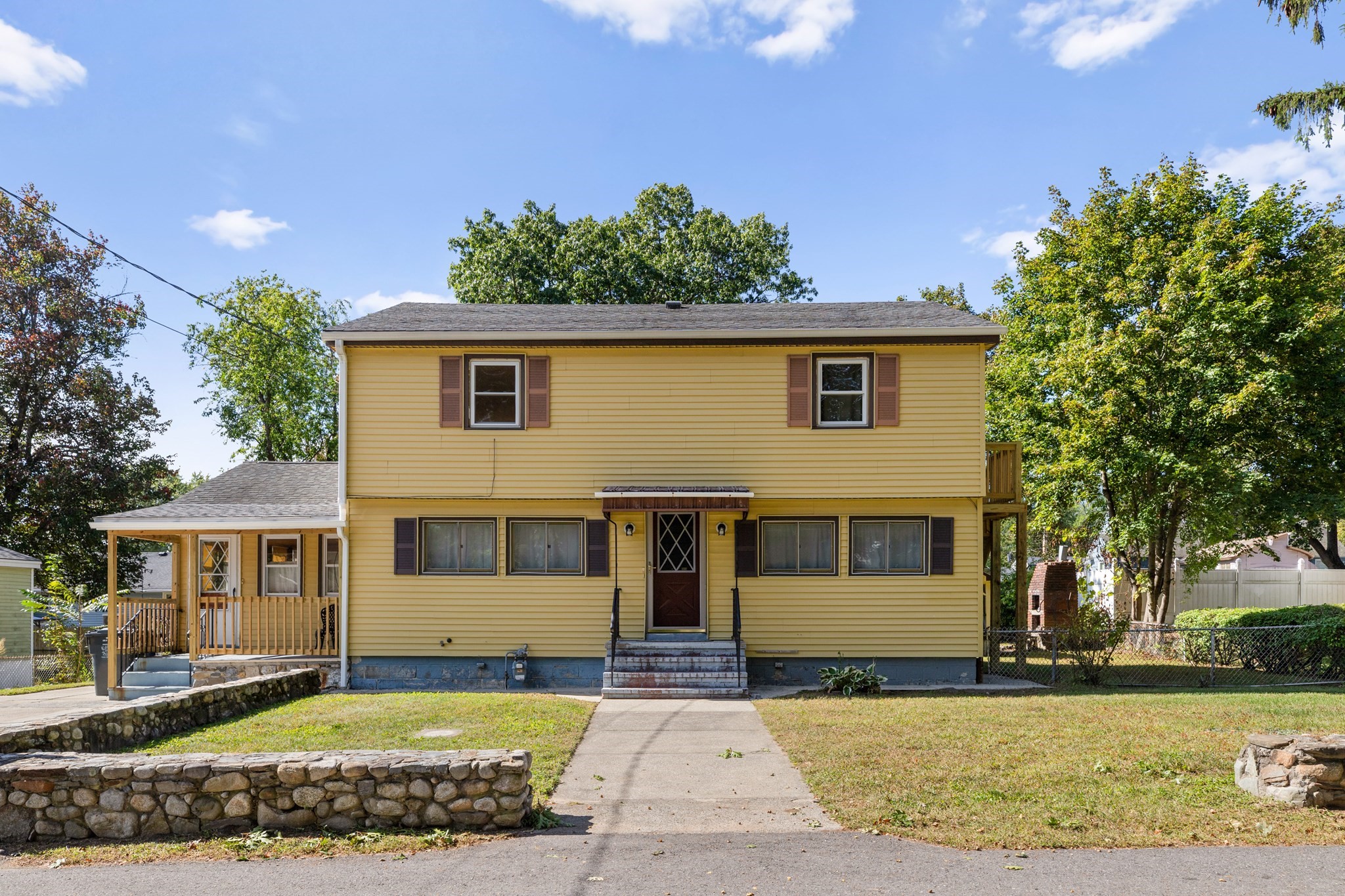 316 Emery St Property Photo 1