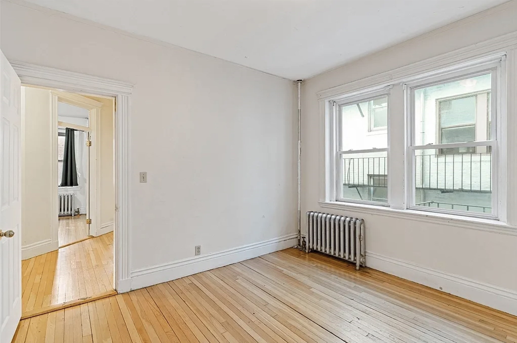 52 Charlesgate E # 170 Property Photo 1