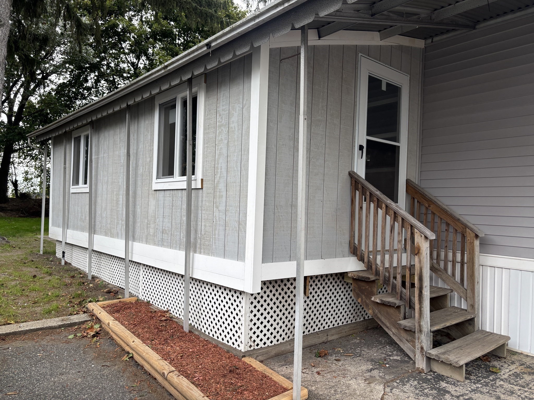 1346 Newport Ave # B17 Property Photo 25
