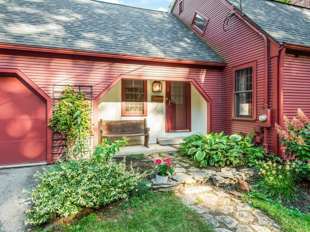 99 Coburn Rd Property Photo 3