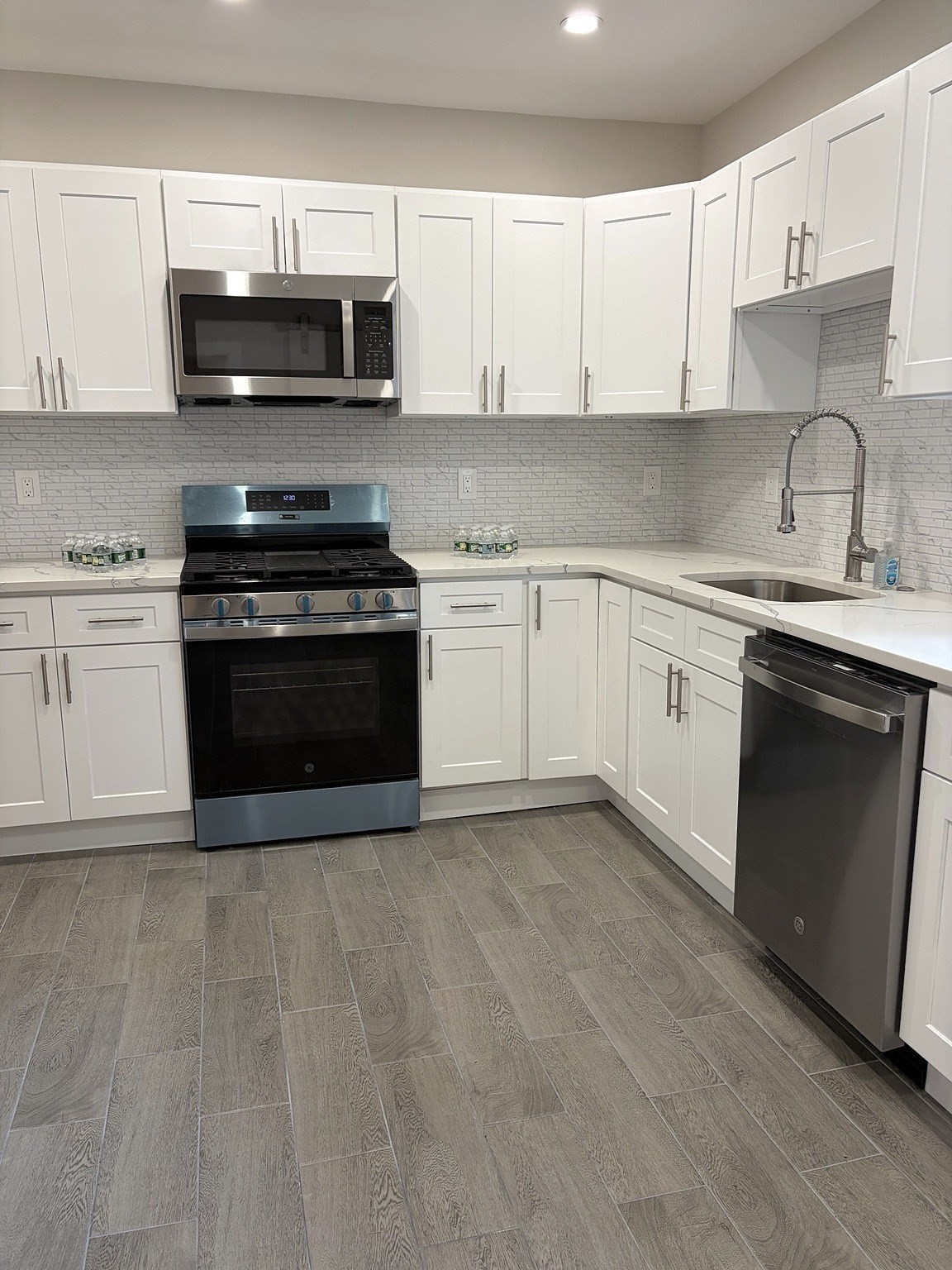 11 Mount Pleasant St # 1 Property Photo 1
