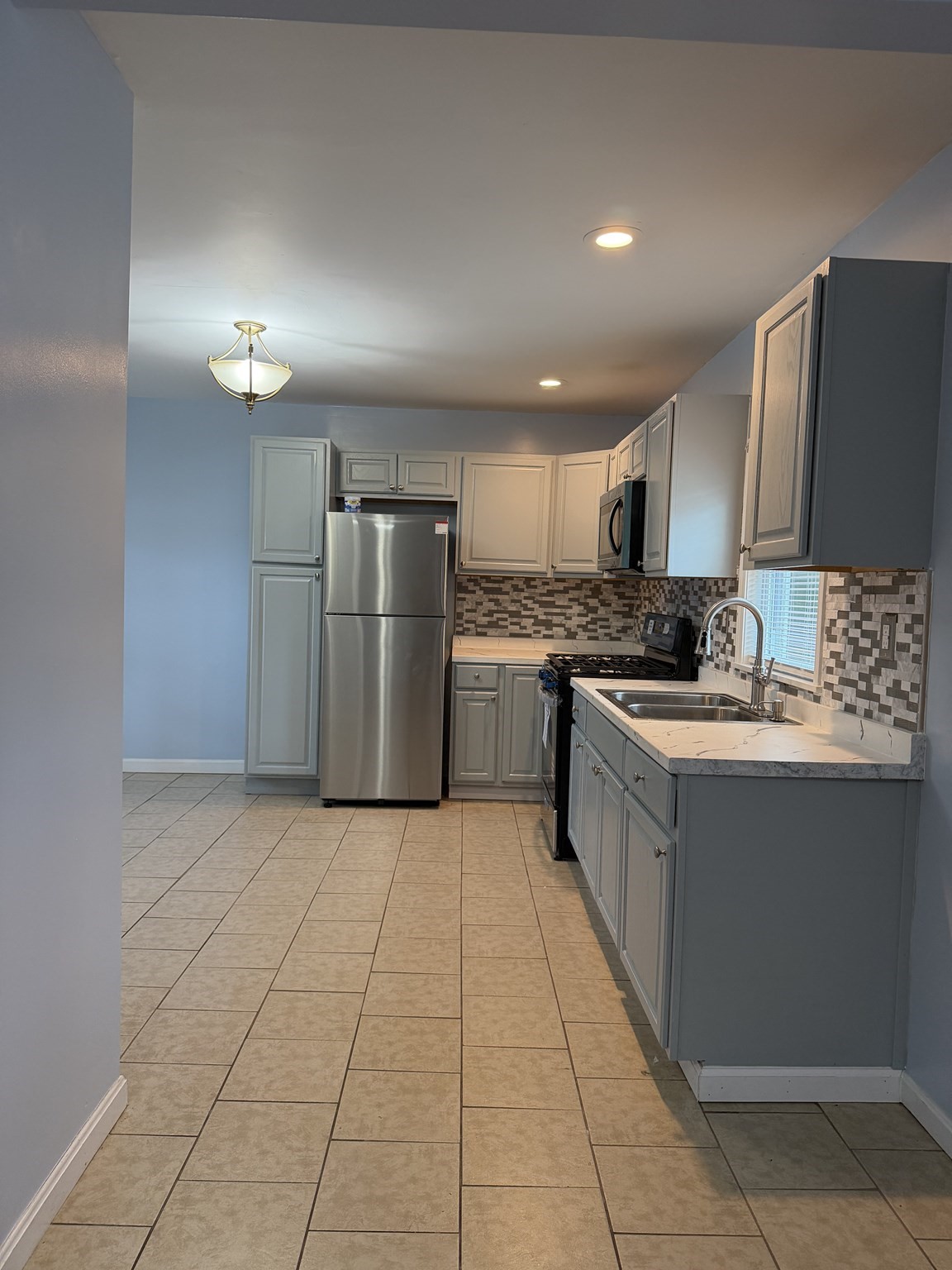 382 Green St Ext Property Photo 3