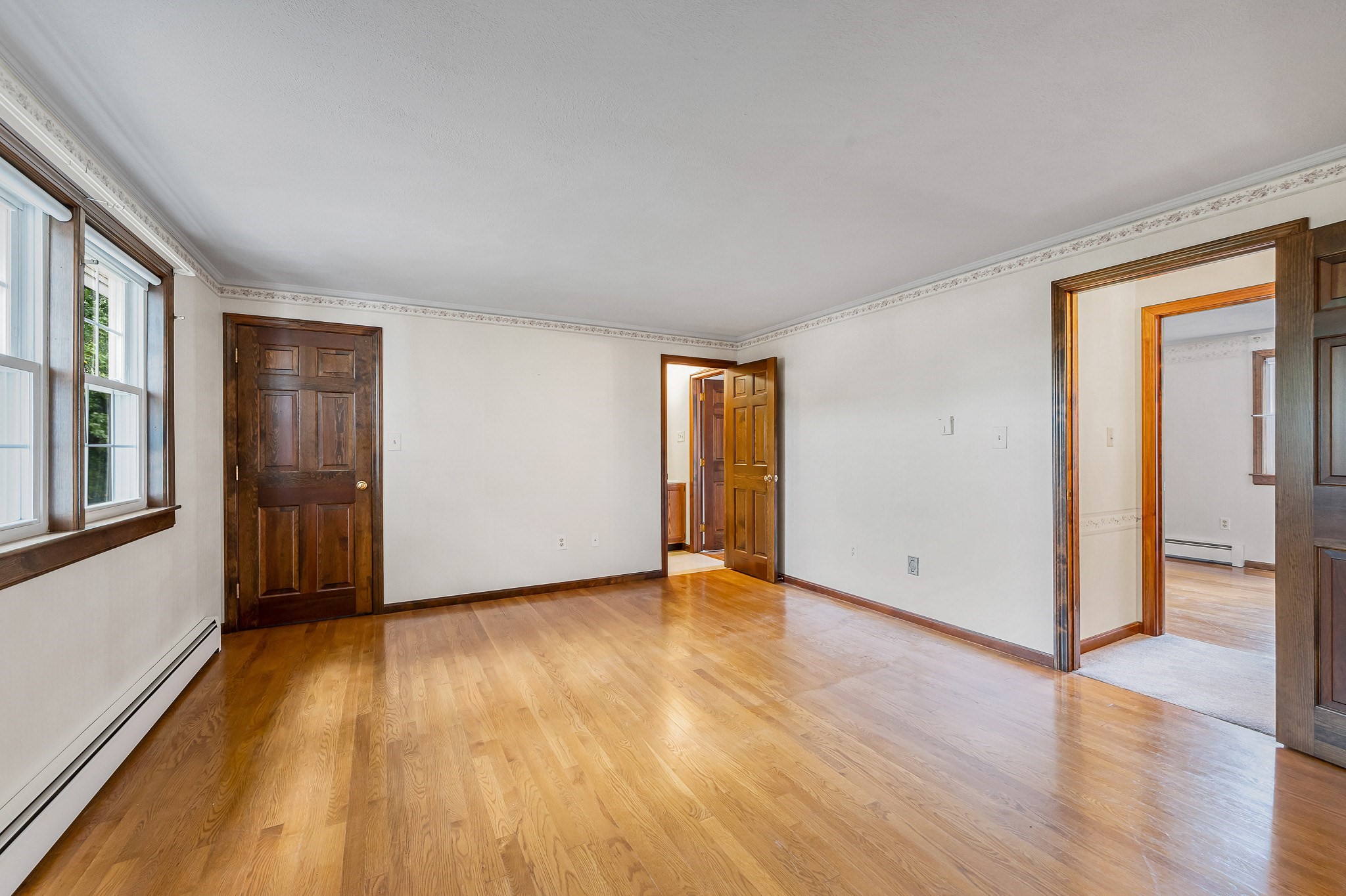 25 Oak St # D Property Photo 14