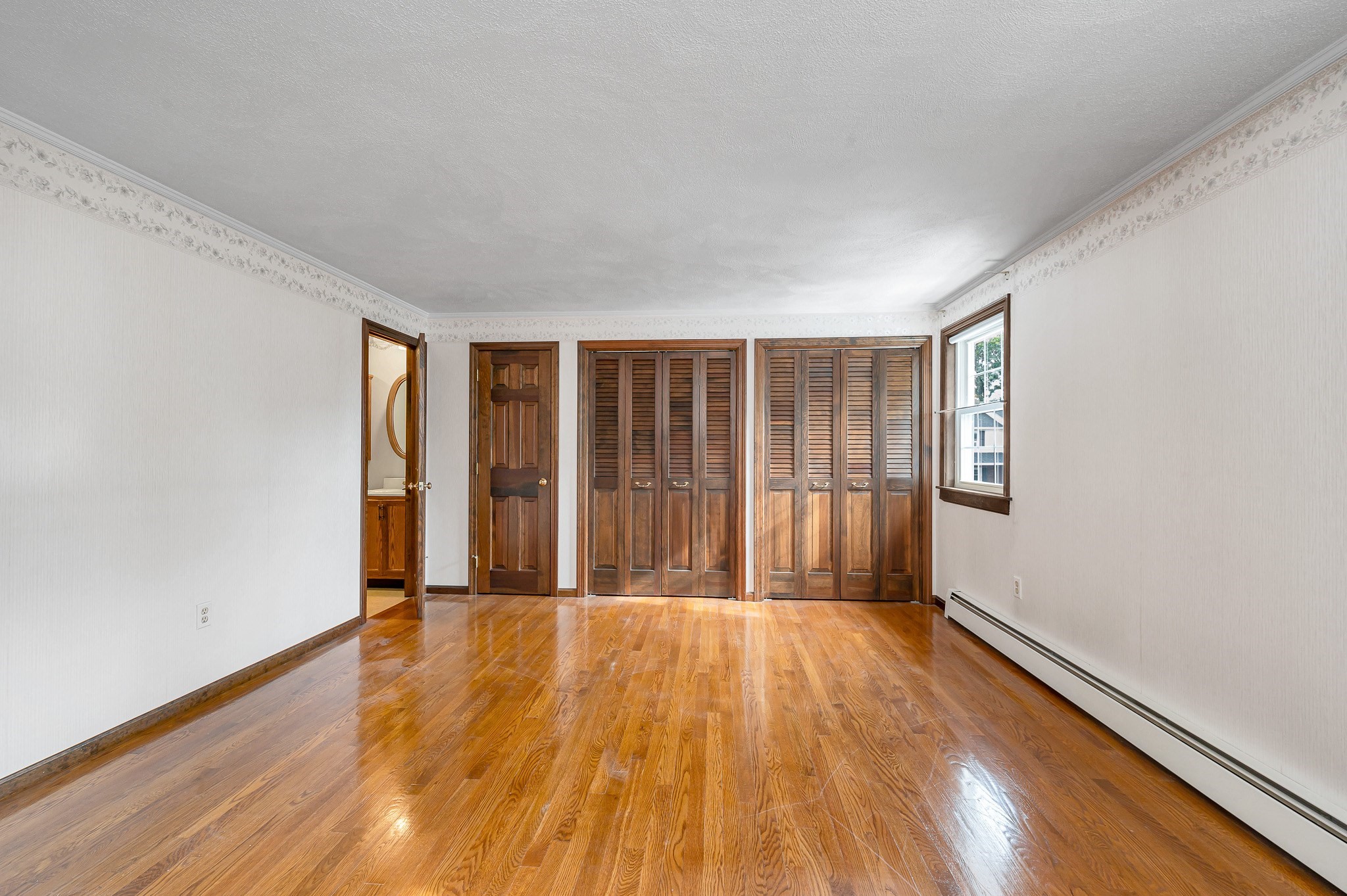 25 Oak St # D Property Photo 19