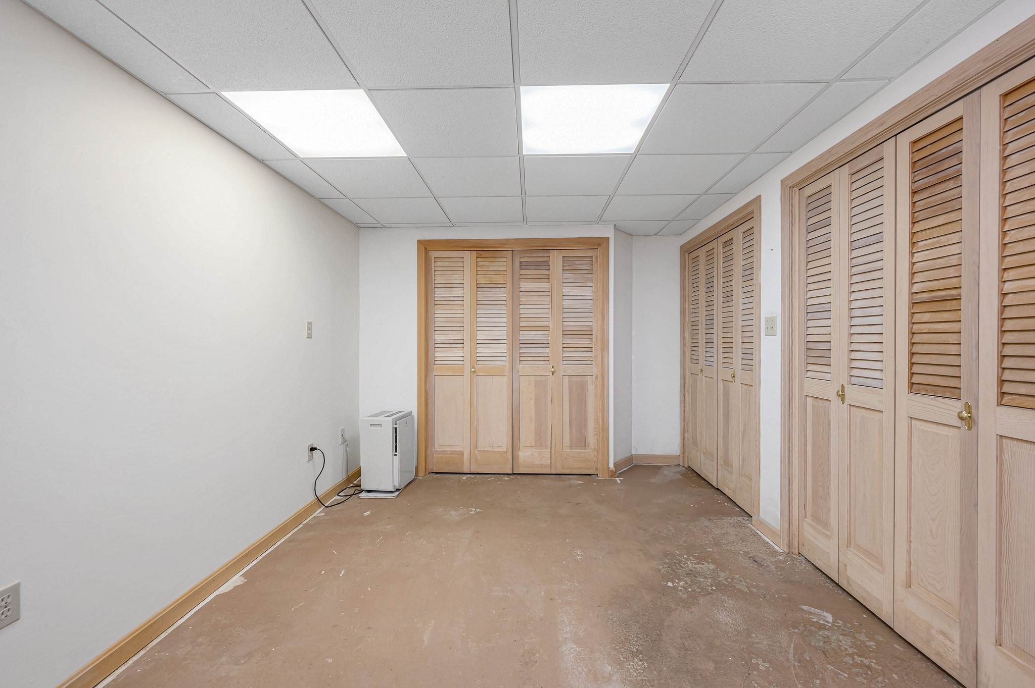 25 Oak St # D Property Photo 26