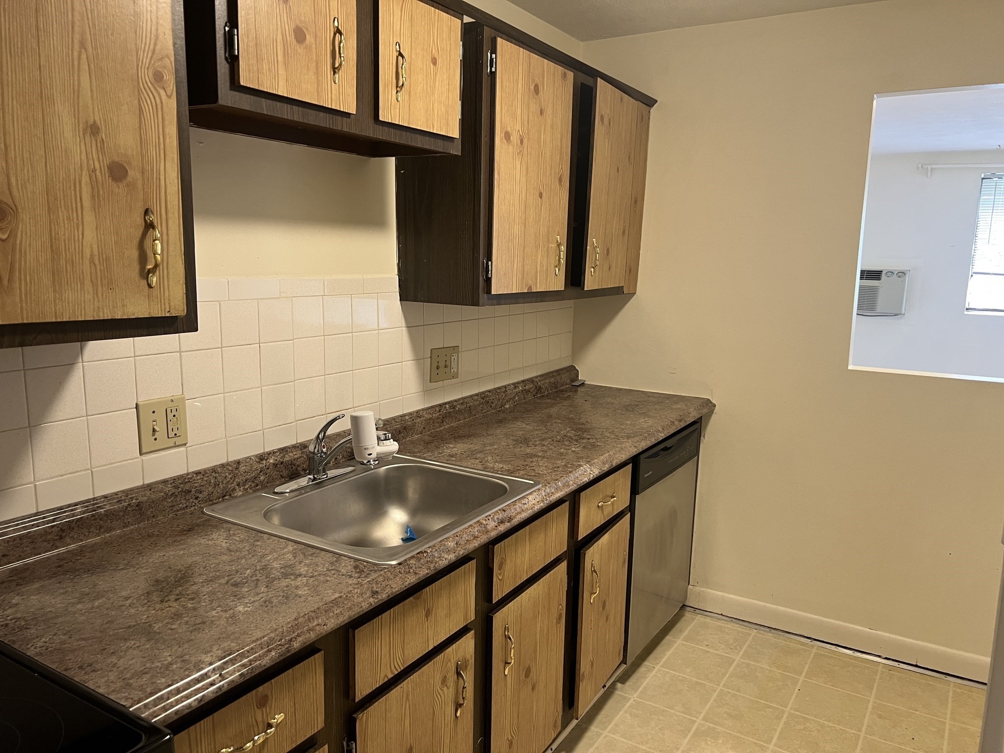 900 Governors Park # 22 Property Photo 3
