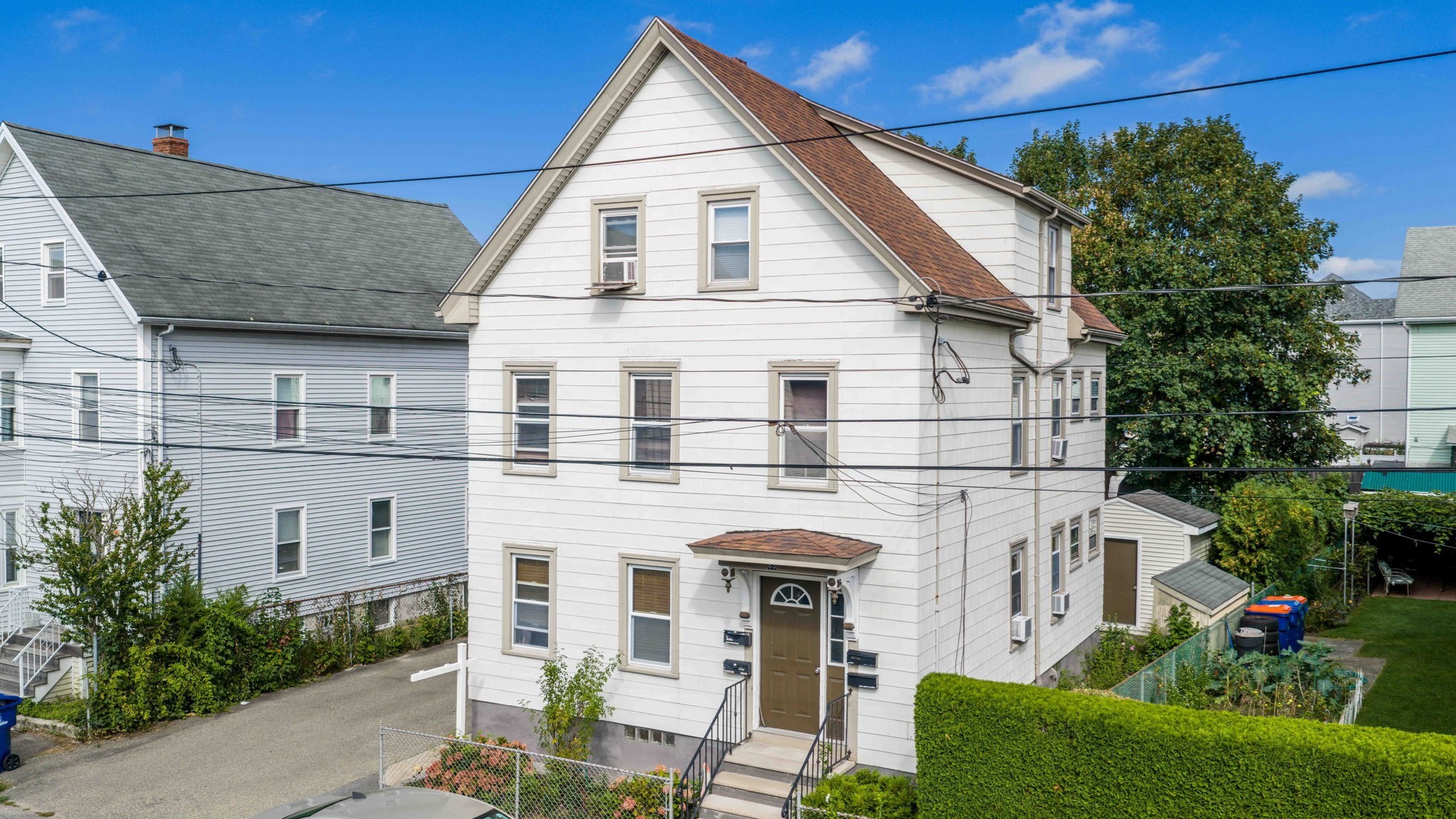 83 Rockland St Property Photo 1