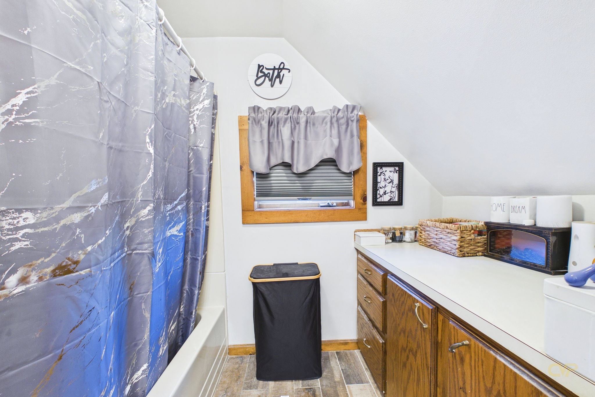 83 Rockland St Property Photo 12
