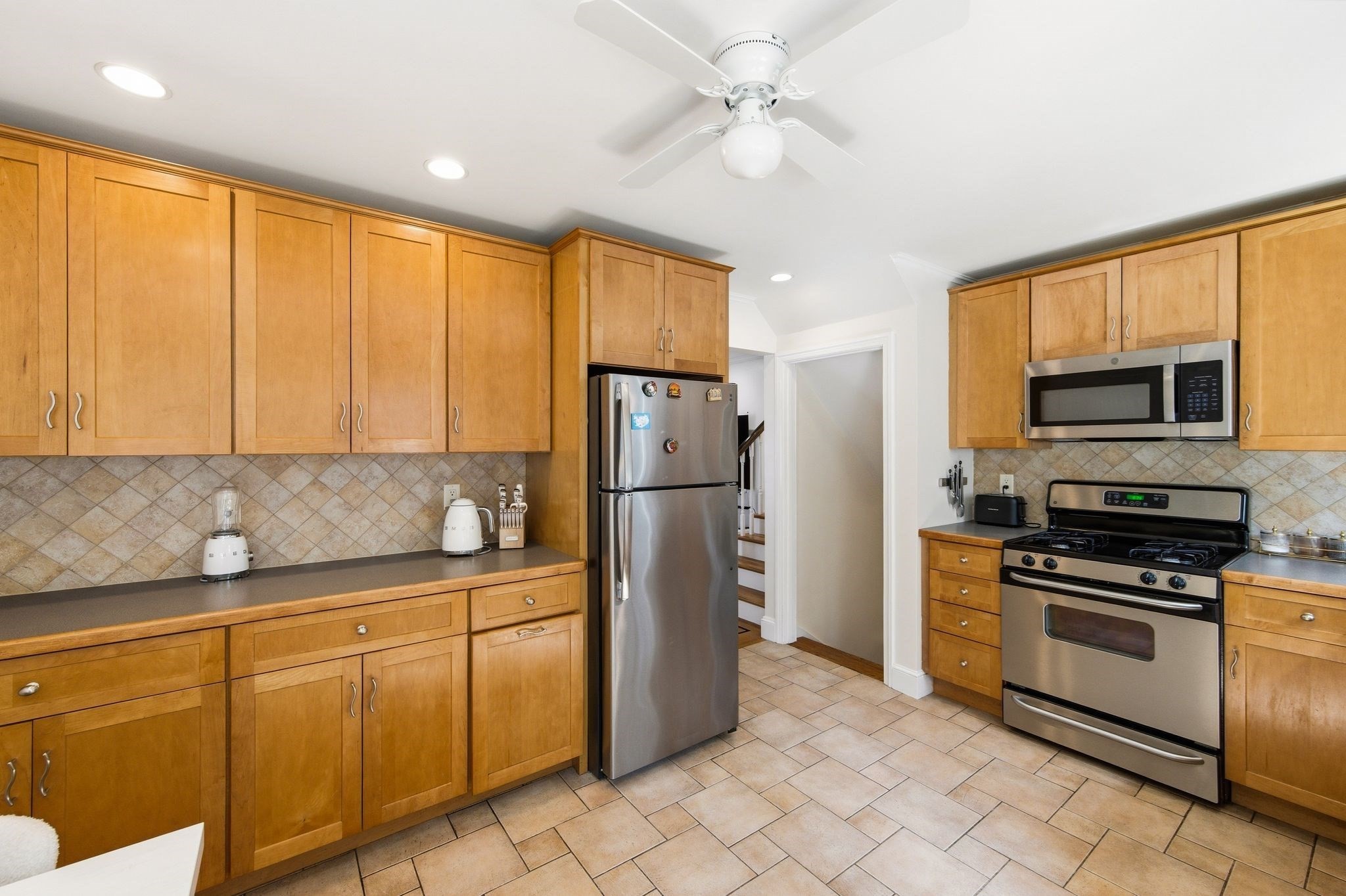 210 Nashua Rd Property Photo 1