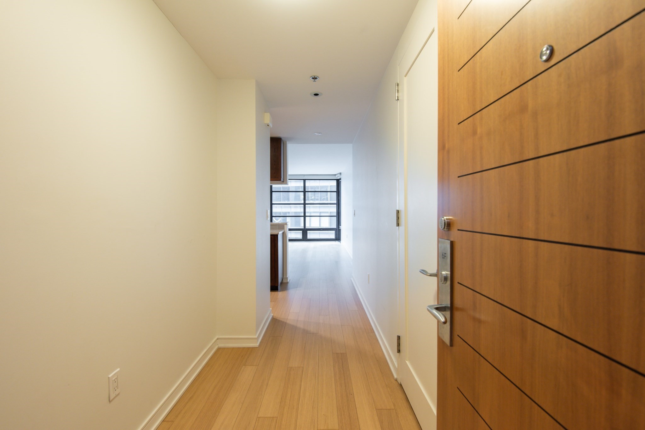 580 Washington St # 6f Property Photo 3