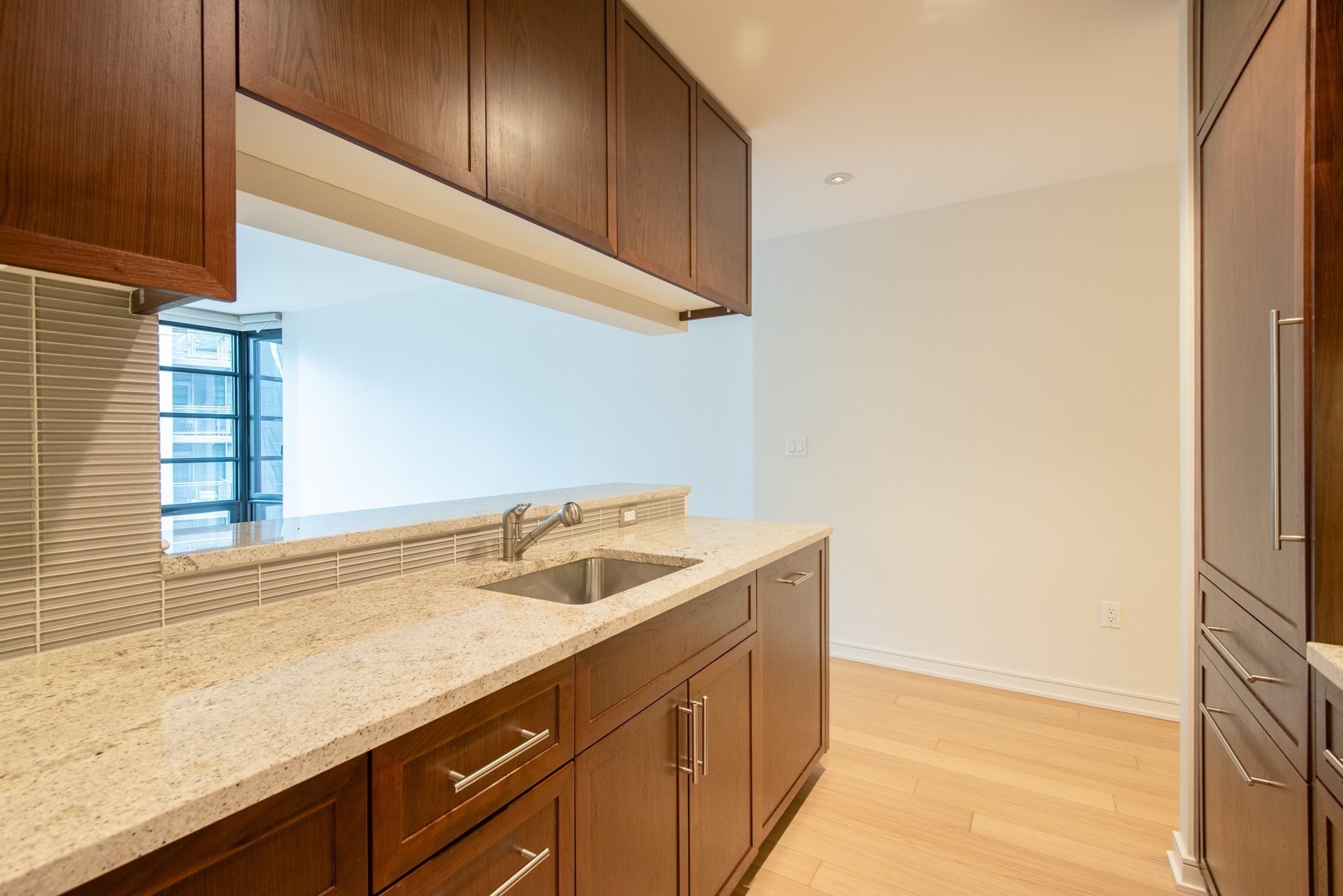 580 Washington St # 6f Property Photo 9