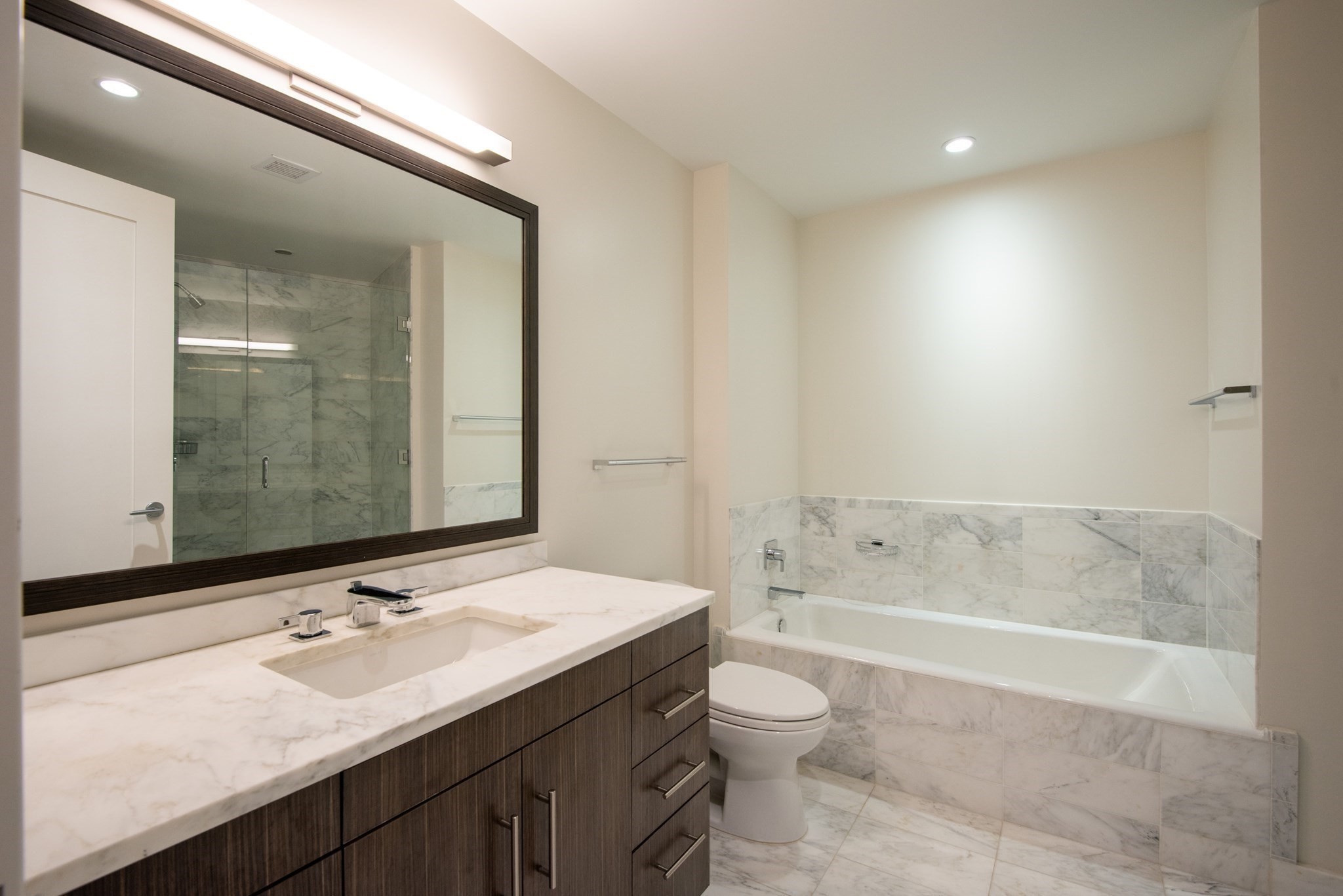 580 Washington St # 6f Property Photo 25