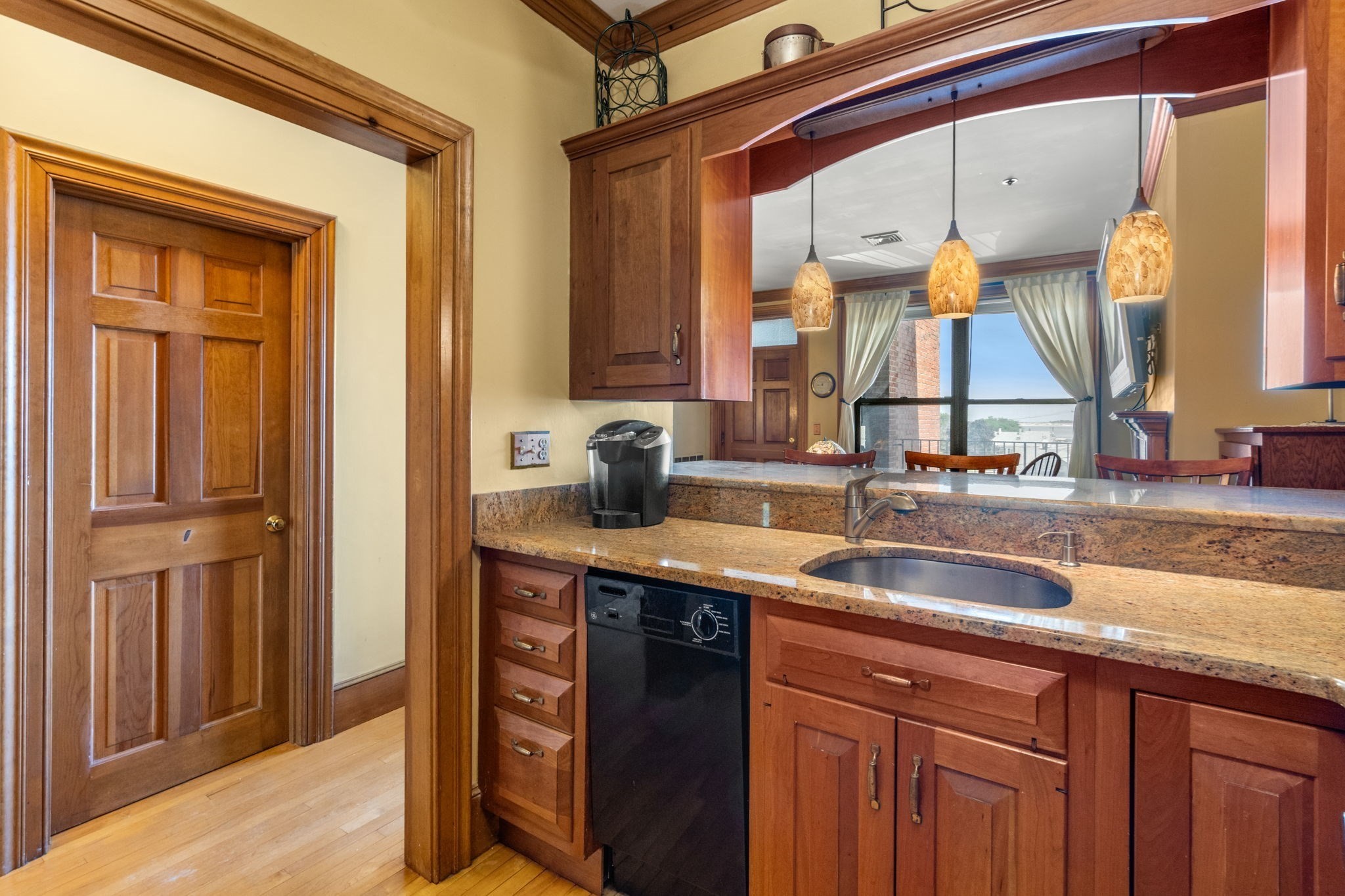 95 Court # 19 Property Photo 10