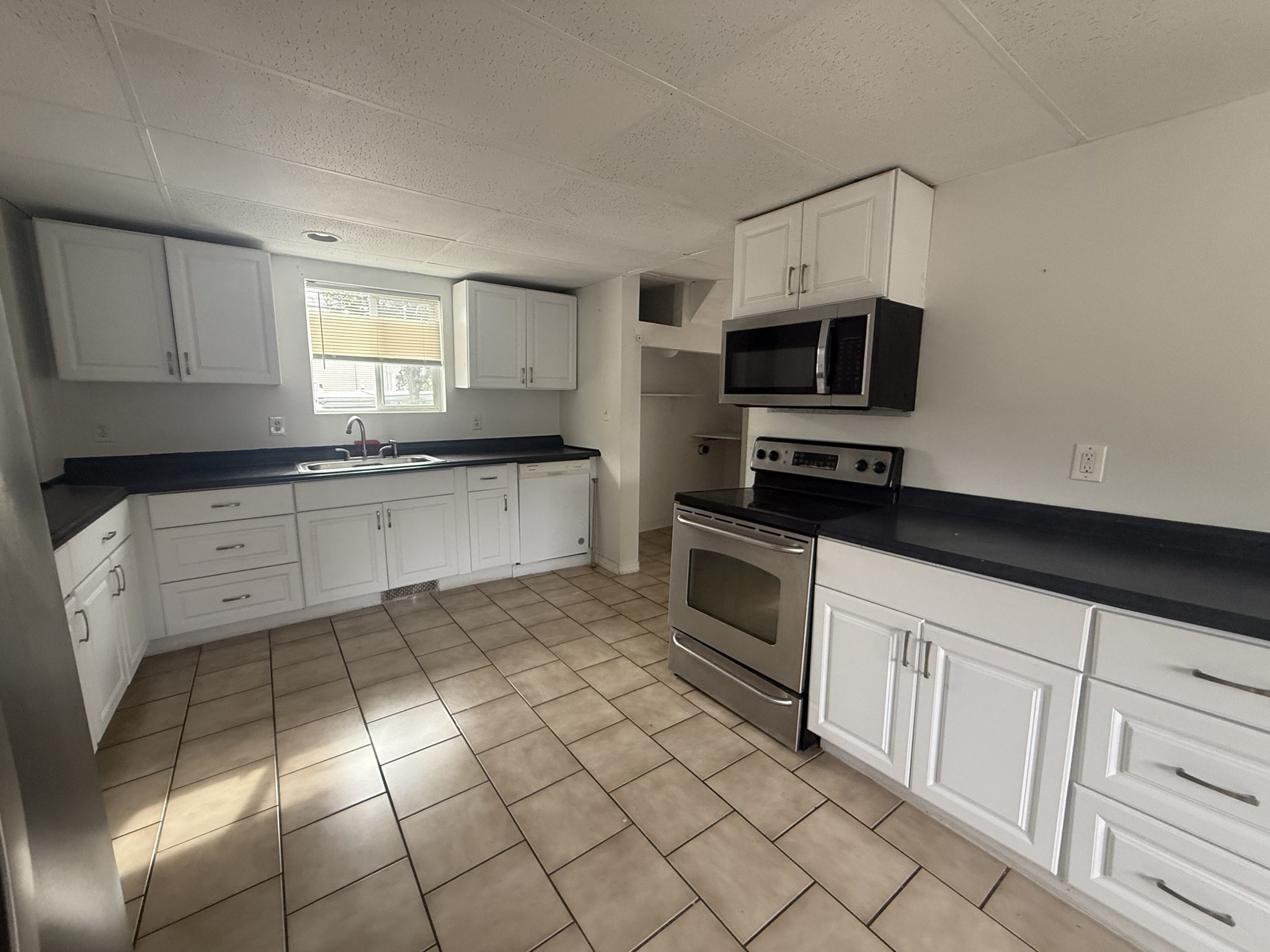 14 Arcadia St # 2 Property Photo 1