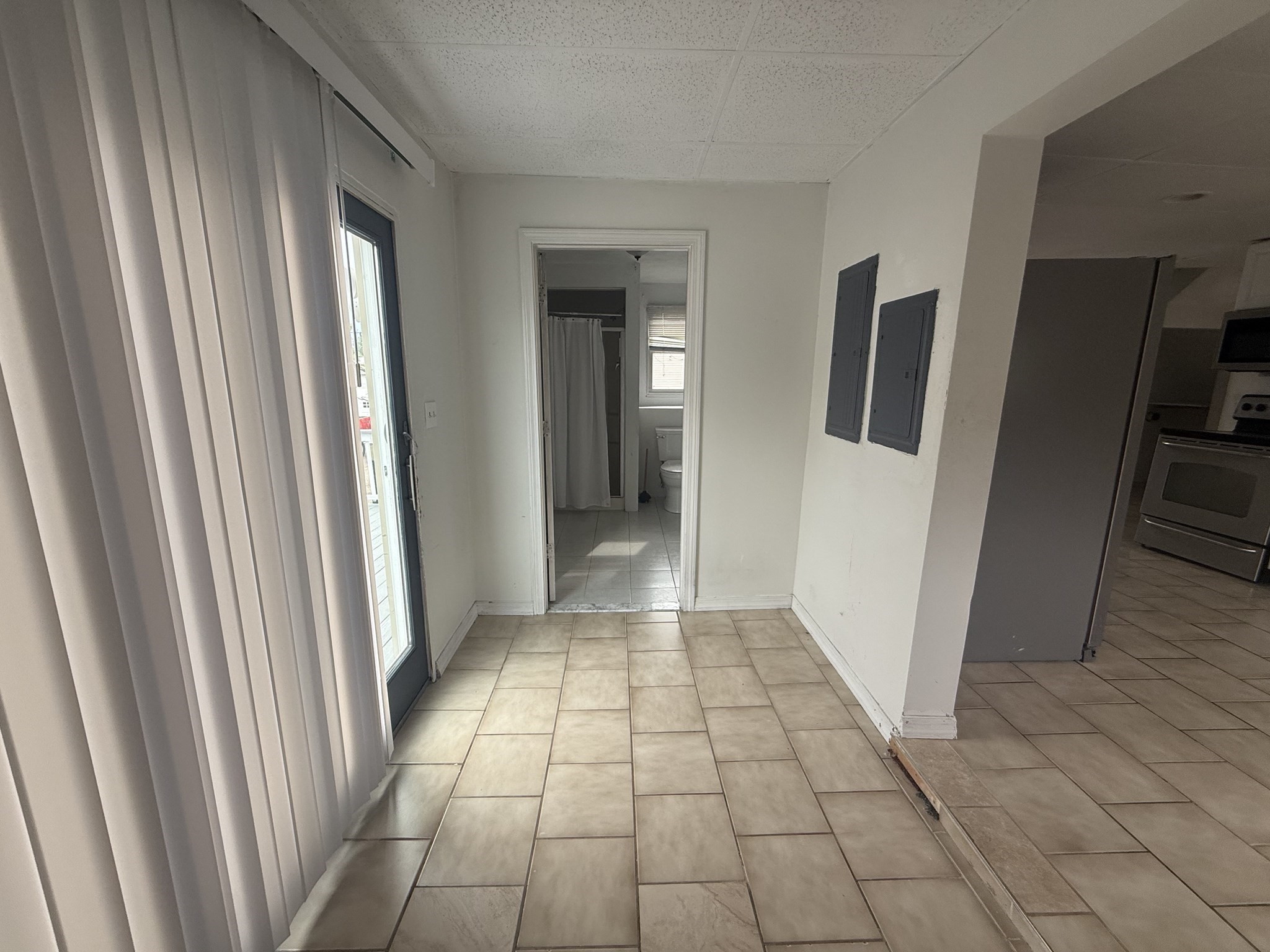 14 Arcadia St # 2 Property Photo 10