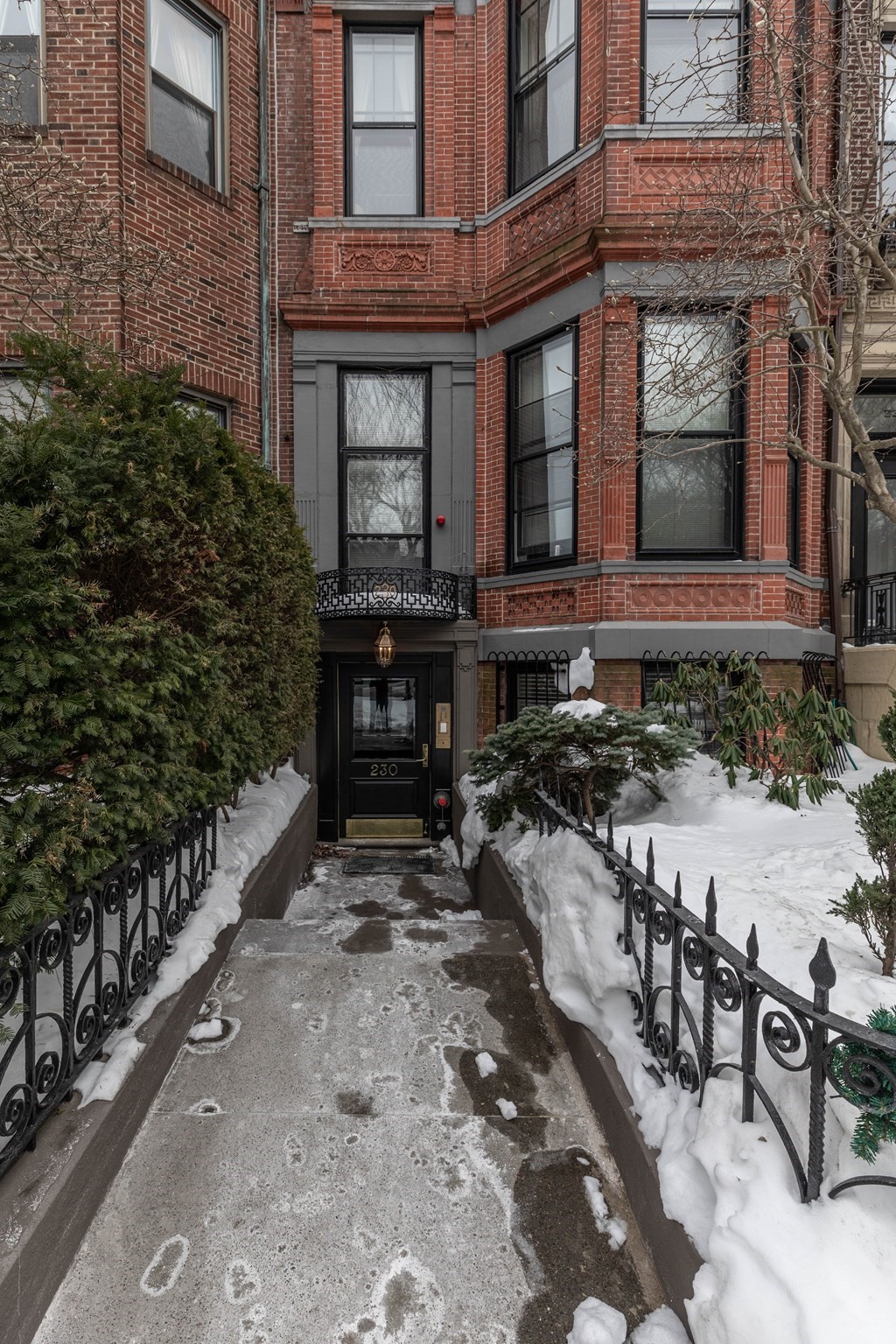 230 Commonwealth Ave Property Photo 42