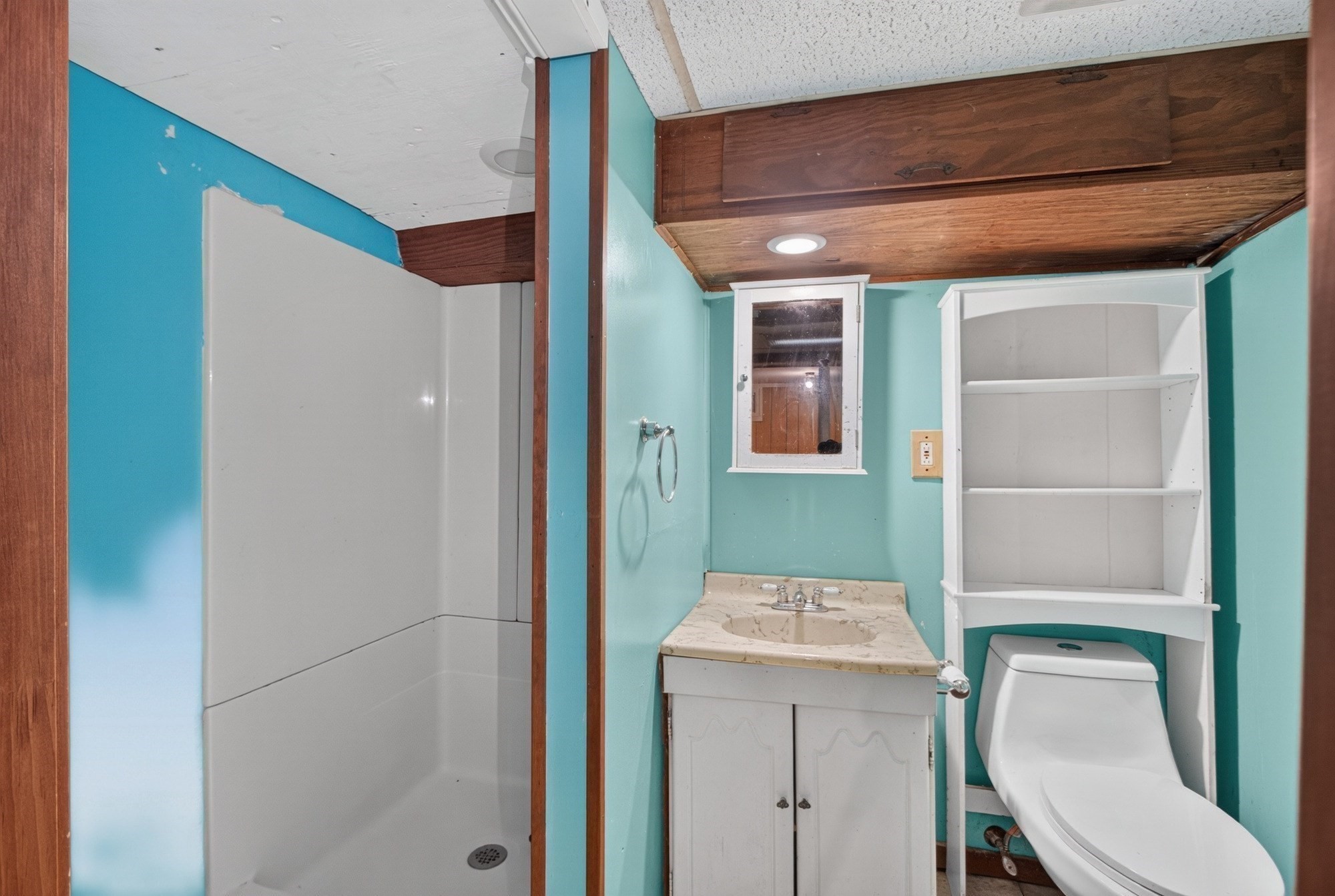 15 Ellington Rd Property Photo 28