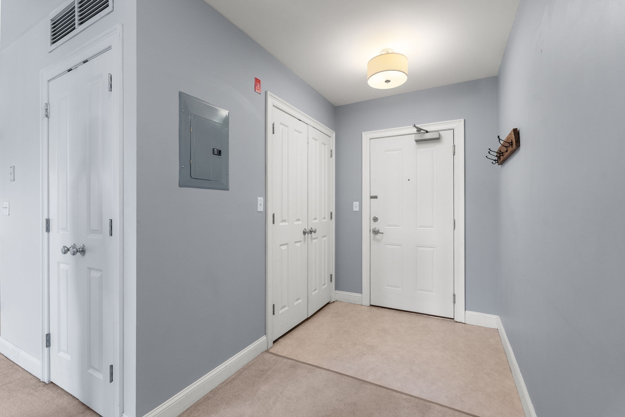 327 Centre St # 206b Property Photo 12