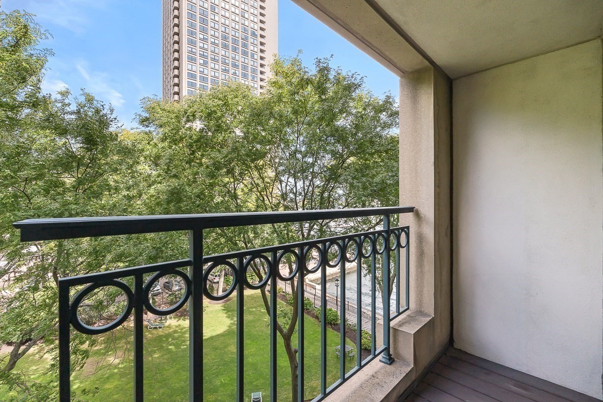 20 Rowes Wharf # 501 Property Photo 3