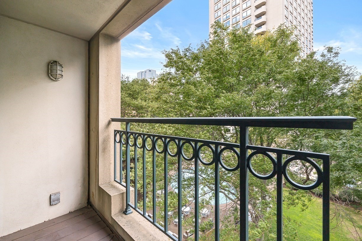 20 Rowes Wharf # 501 Property Photo 4