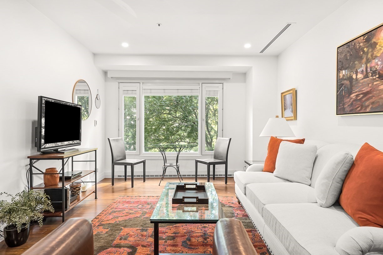 20 Rowes Wharf # 501 Property Photo 9