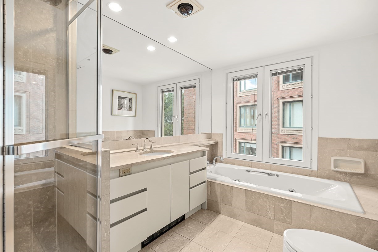 20 Rowes Wharf # 501 Property Photo 20