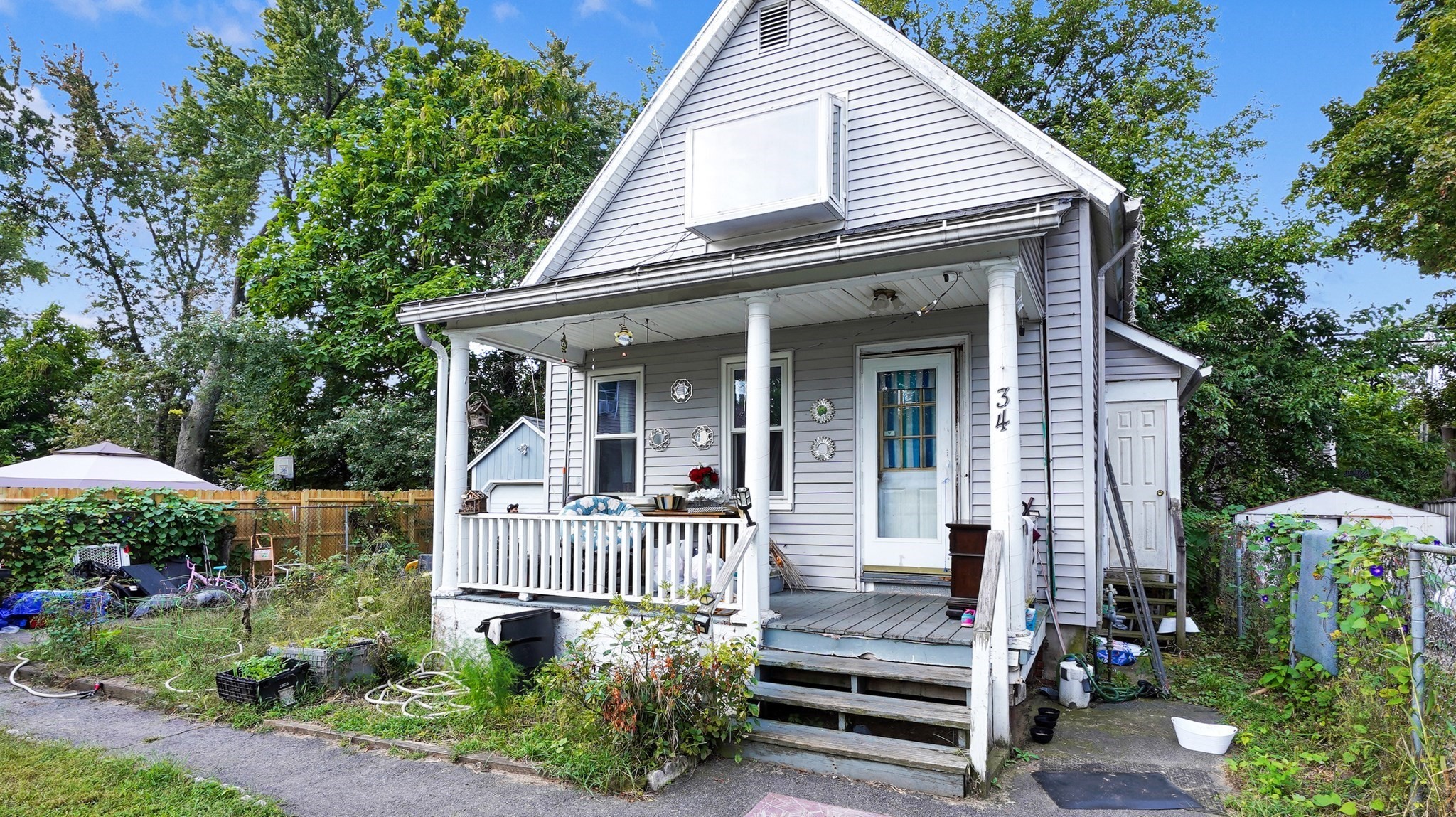 34 Cambridge St Property Photo 2