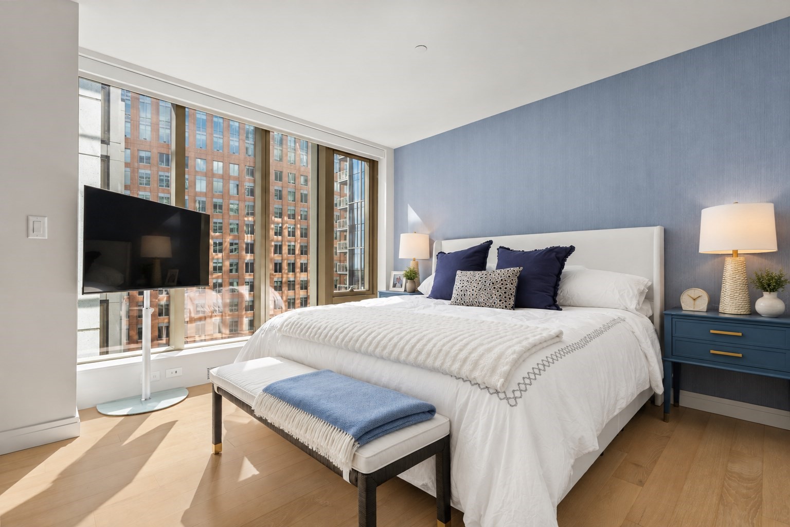 133 Seaport Boulevard # 1215 Property Photo 8