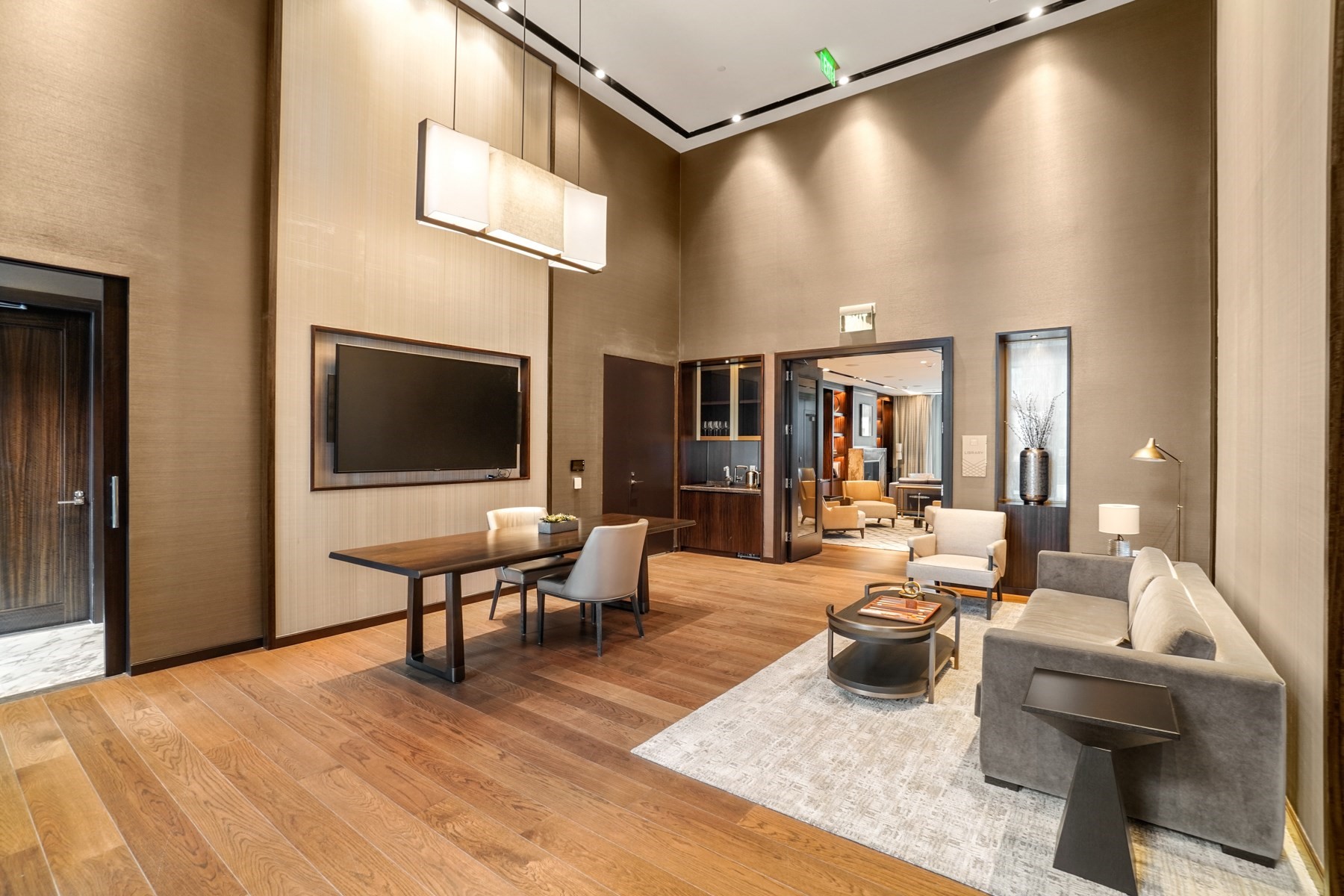 133 Seaport Boulevard # 1215 Property Photo 12